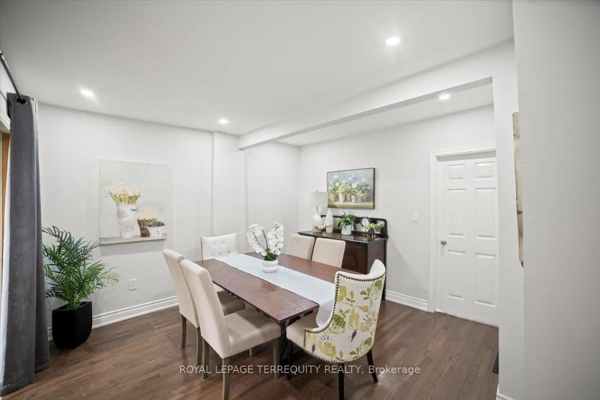 Photo 14 of 124 Toronto Street S, Uxbridge — HOMEH