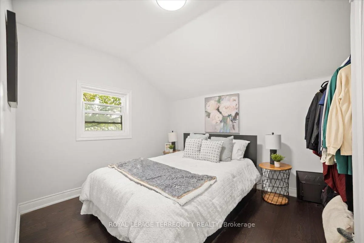 Photo 23 of 124 Toronto Street S, Uxbridge — HOMEH