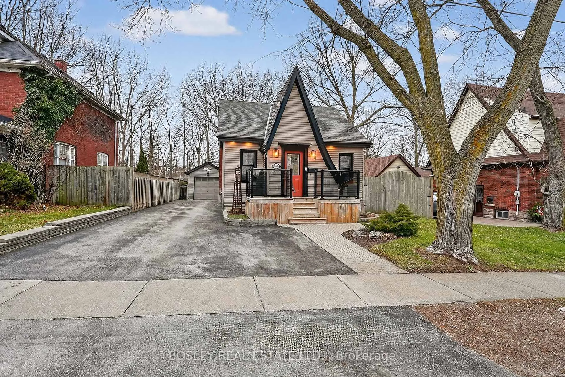 Photo 1 of 5805 Brookfield Avenue, Niagara Falls, Hospital — HOMEH
