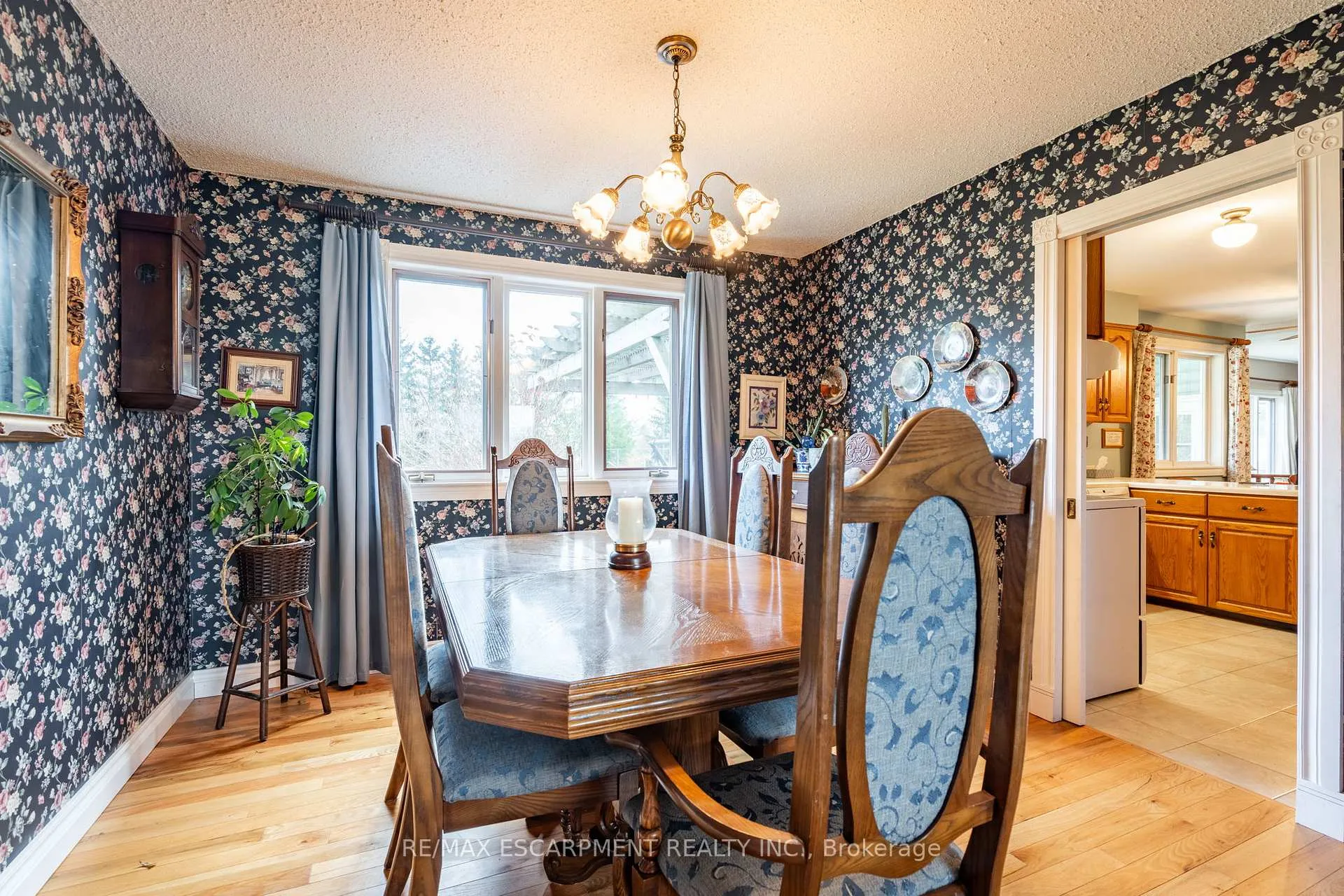 Photo 8 of 2611 Trinity Church Road, Hamilton, Binbrook — HOMEH