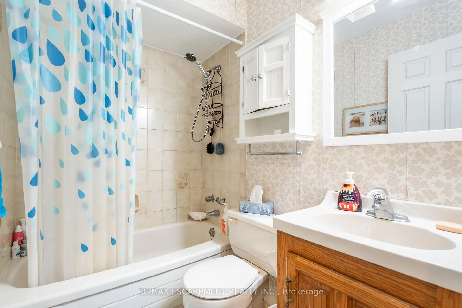 Photo 16 of 2611 Trinity Church Road, Hamilton, Binbrook — HOMEH