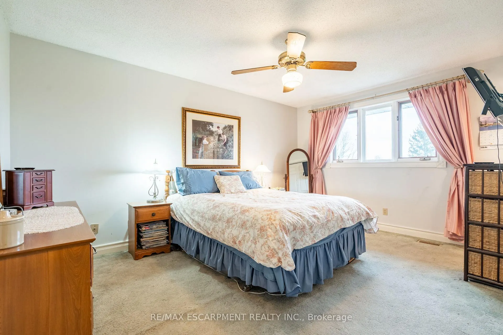 Photo 17 of 2611 Trinity Church Road, Hamilton, Binbrook — HOMEH