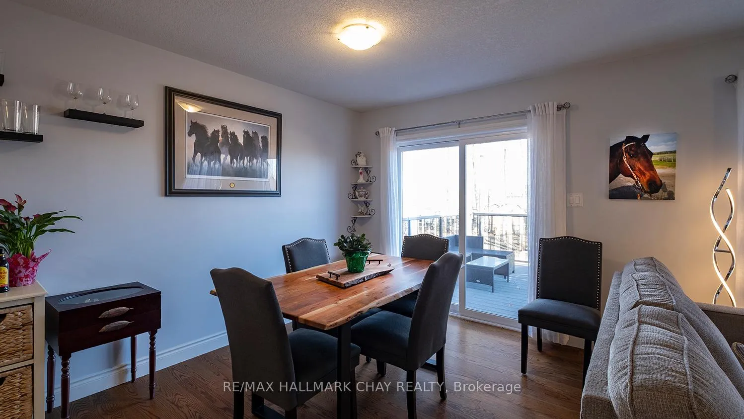Photo 13 of 20 Hunter Avenue, Tay, Victoria Harbour — HOMEH