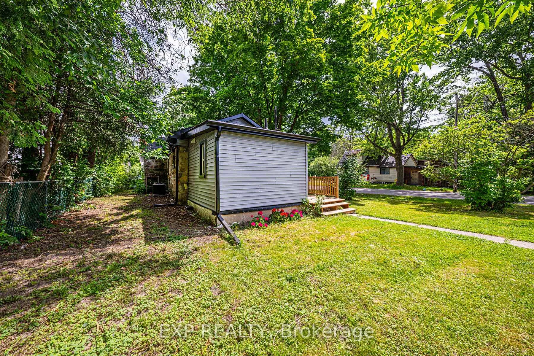 Photo 26 of 245 Front Street S, Orillia — HOMEH