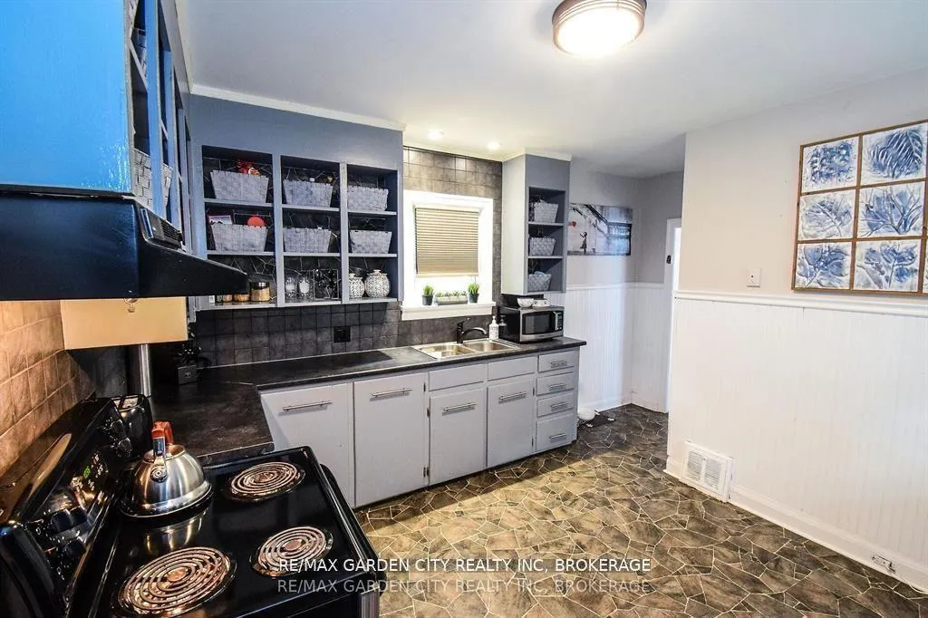 Photo 17 of 76 Beech Street, St. Catharines, Downtown — HOMEH