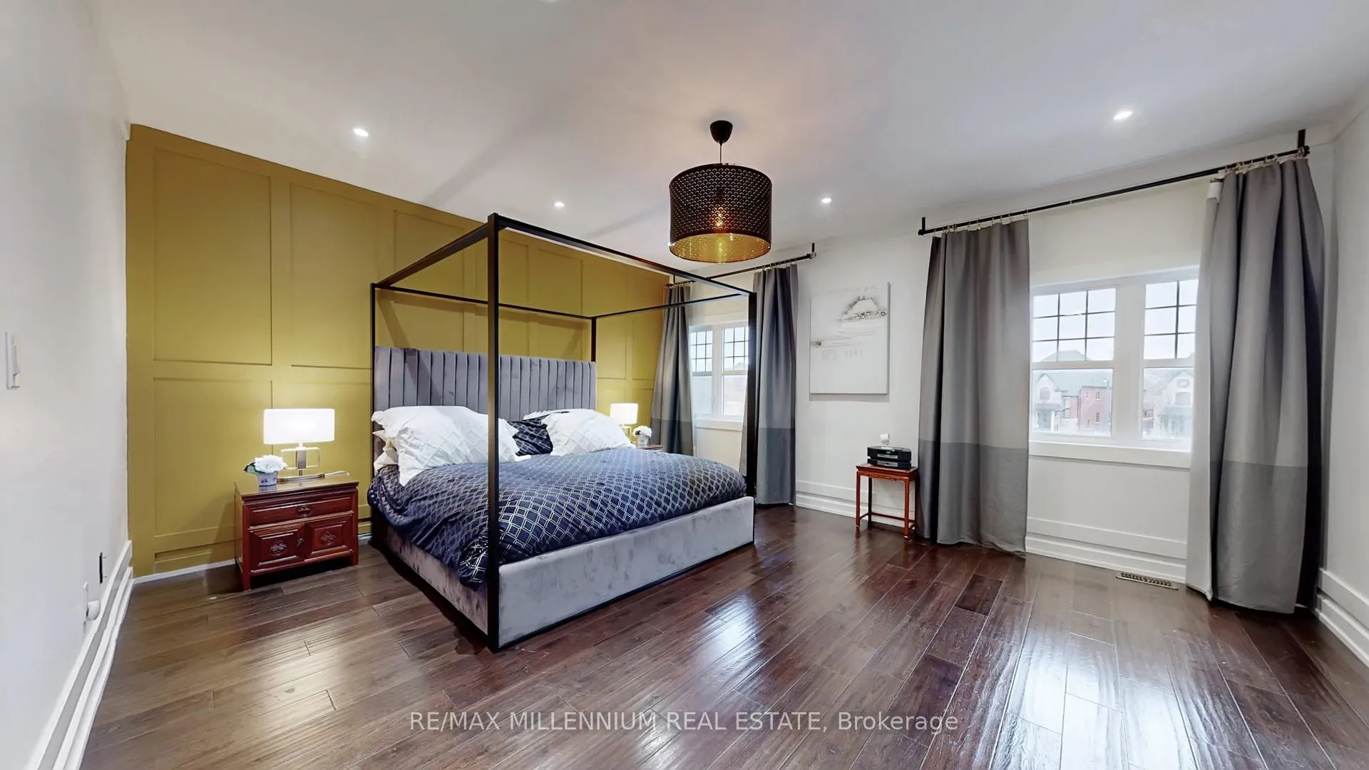 Photo 18 of 125 Cranbrook Crescent, Vaughan, Kleinburg — HOMEH