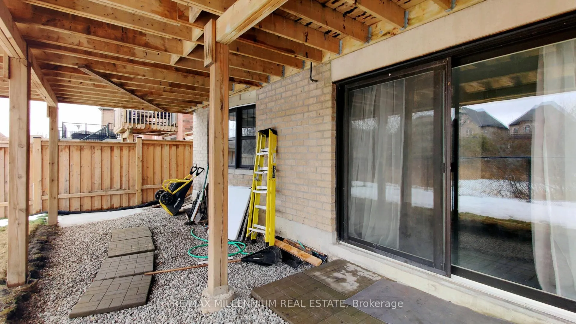 Photo 47 of 125 Cranbrook Crescent, Vaughan, Kleinburg — HOMEH