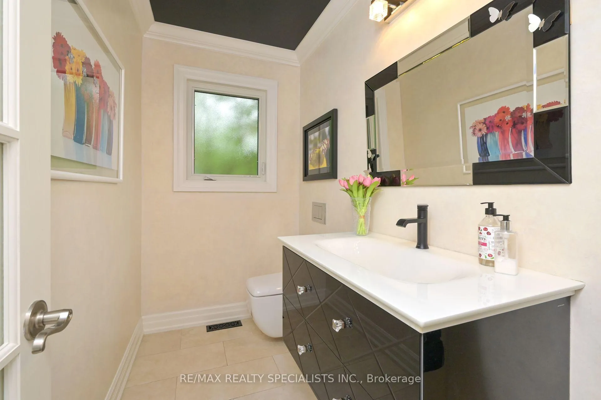 Photo 8 of 14 Penrose Court, Brampton, Snelgrove — HOMEH