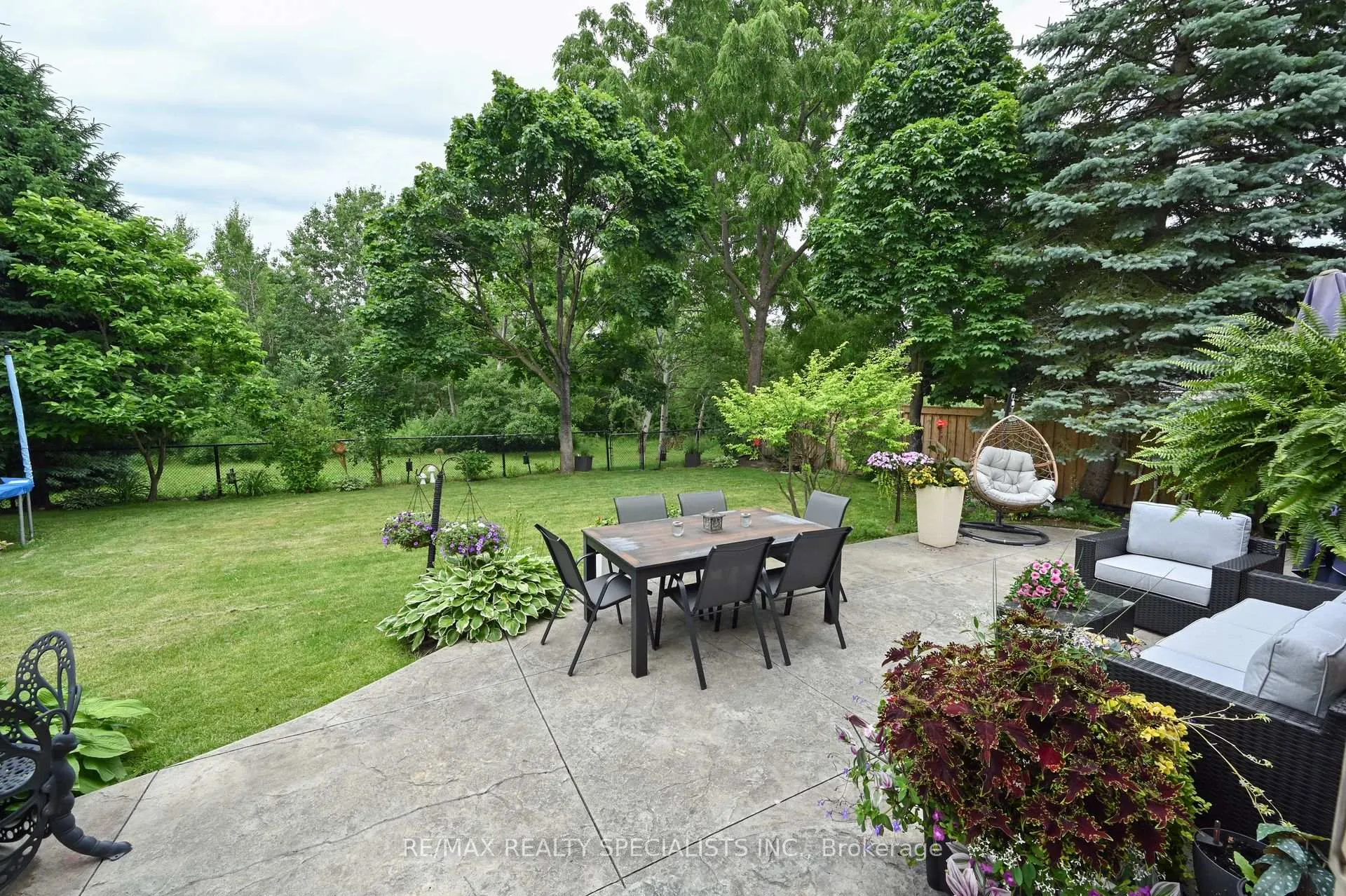 Photo 34 of 14 Penrose Court, Brampton, Snelgrove — HOMEH
