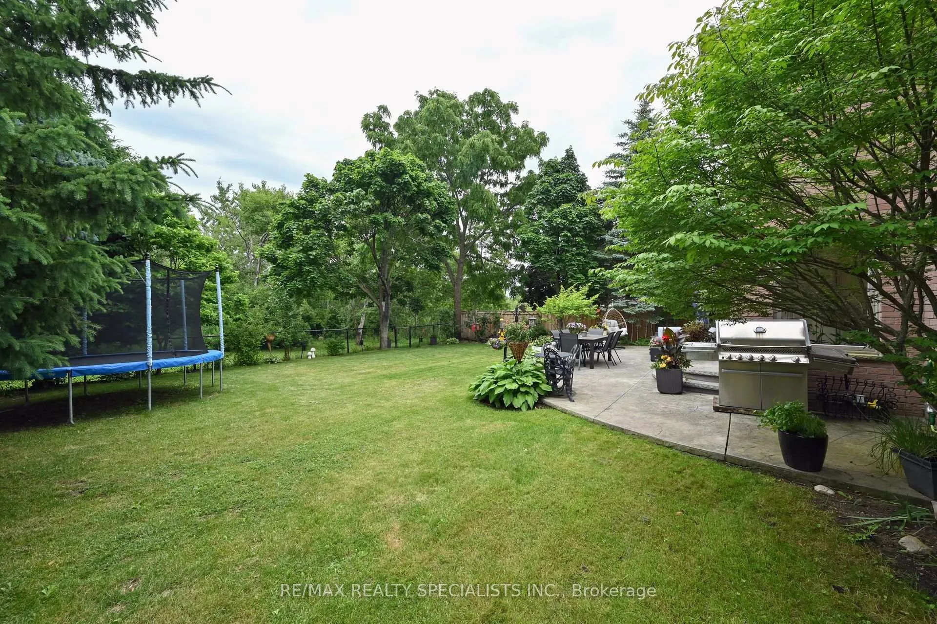 Photo 35 of 14 Penrose Court, Brampton, Snelgrove — HOMEH