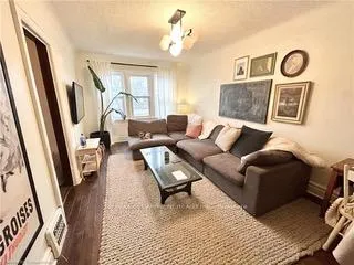 Photo 3 of 224 Park Row S, Hamilton, Delta — HOMEH