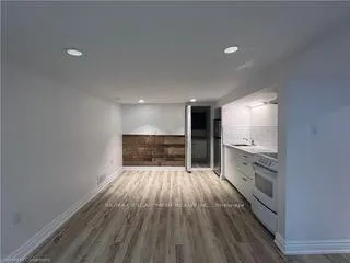 Photo 11 of 224 Park Row S, Hamilton, Delta — HOMEH