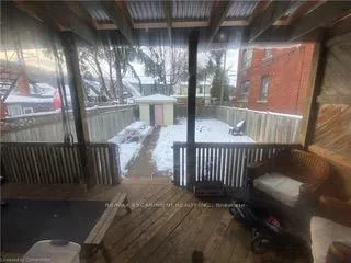Photo 17 of 224 Park Row S, Hamilton, Delta — HOMEH
