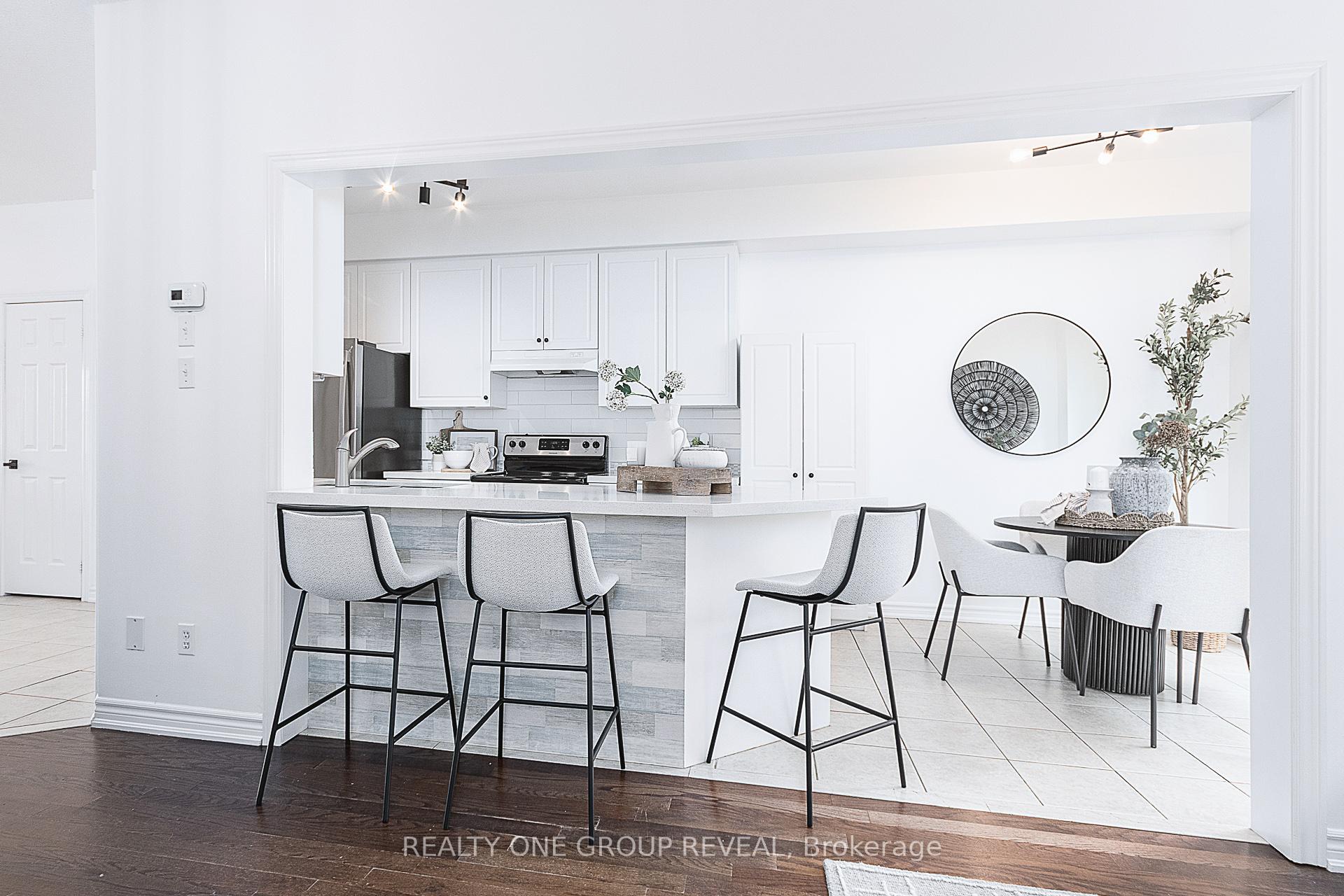 Photo 6 of 9 Taft Place, Clarington, Bowmanville — HOMEH