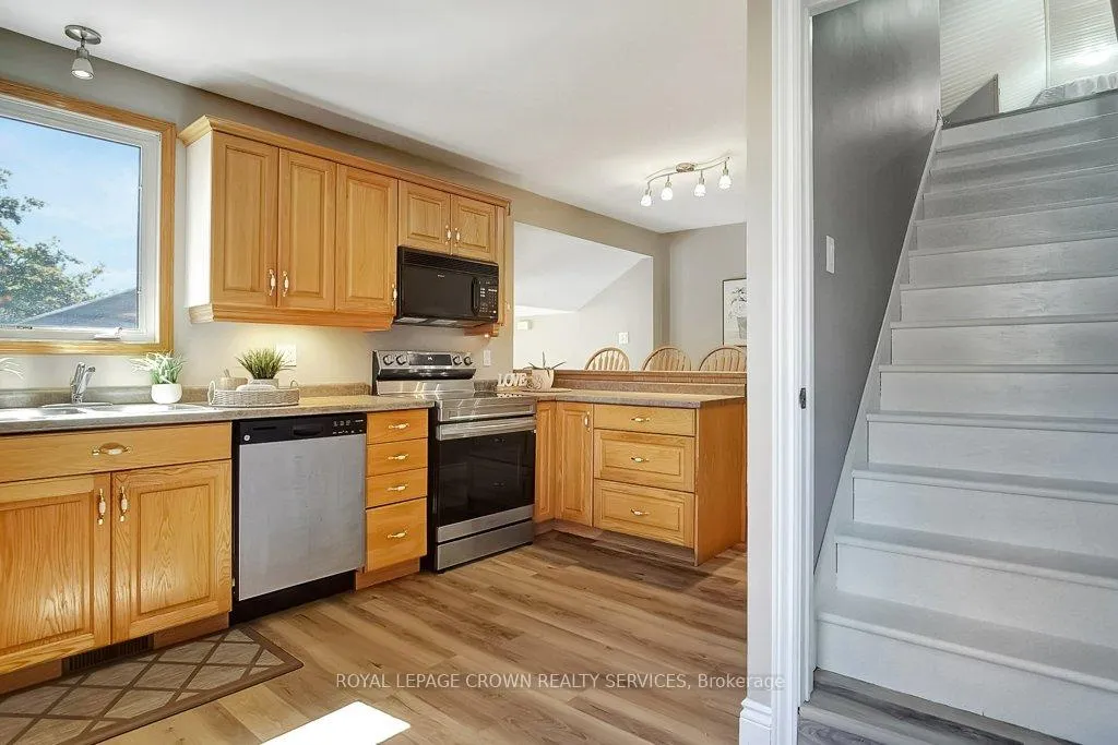 Photo 10 of 17 Liberty Drive, Cambridge — HOMEH