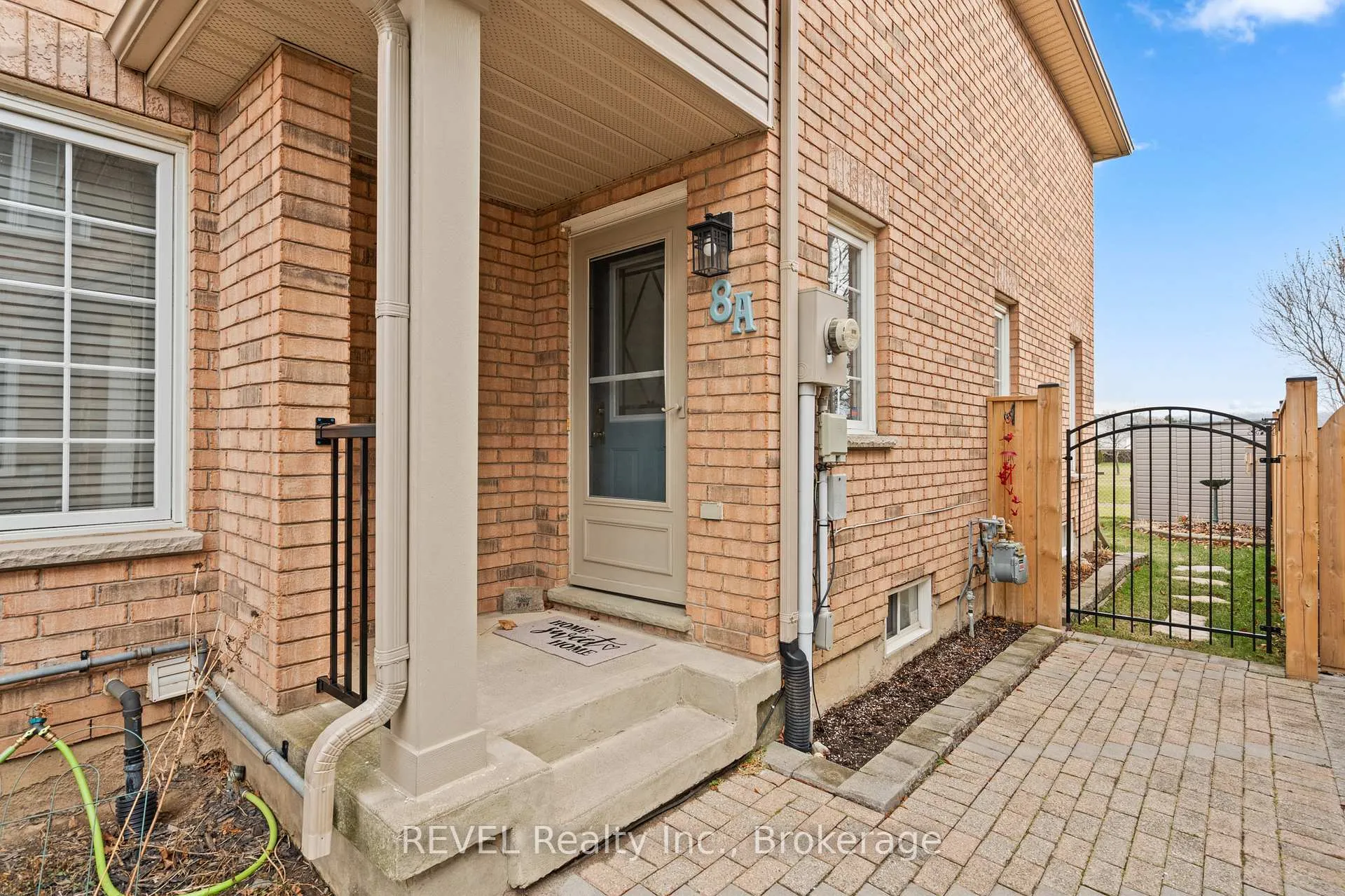 Photo 1 of 8a Brown Drive, St. Catharines, Rykert/Vansickle — HOMEH