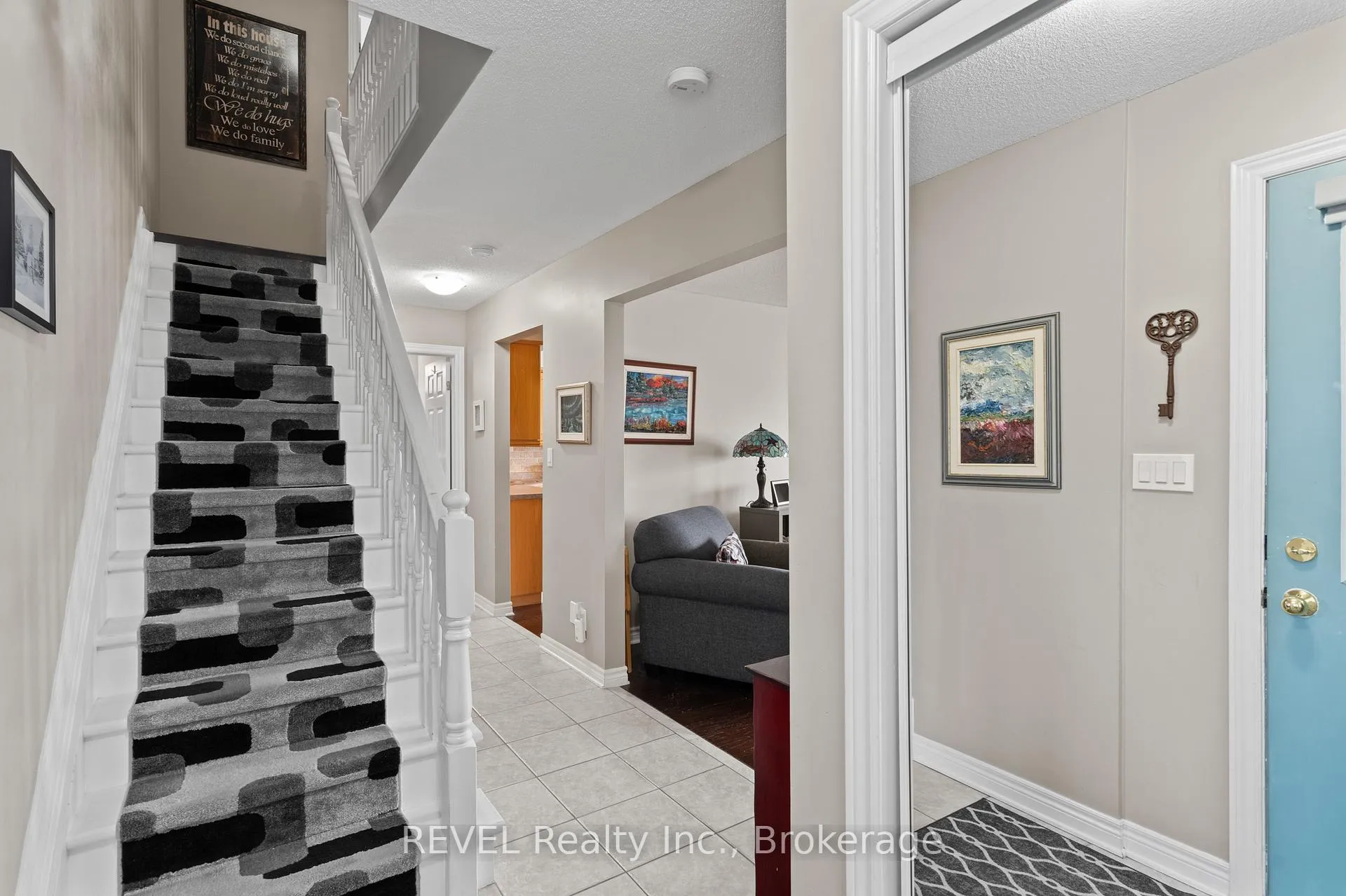 Photo 5 of 8a Brown Drive, St. Catharines, Rykert/Vansickle — HOMEH