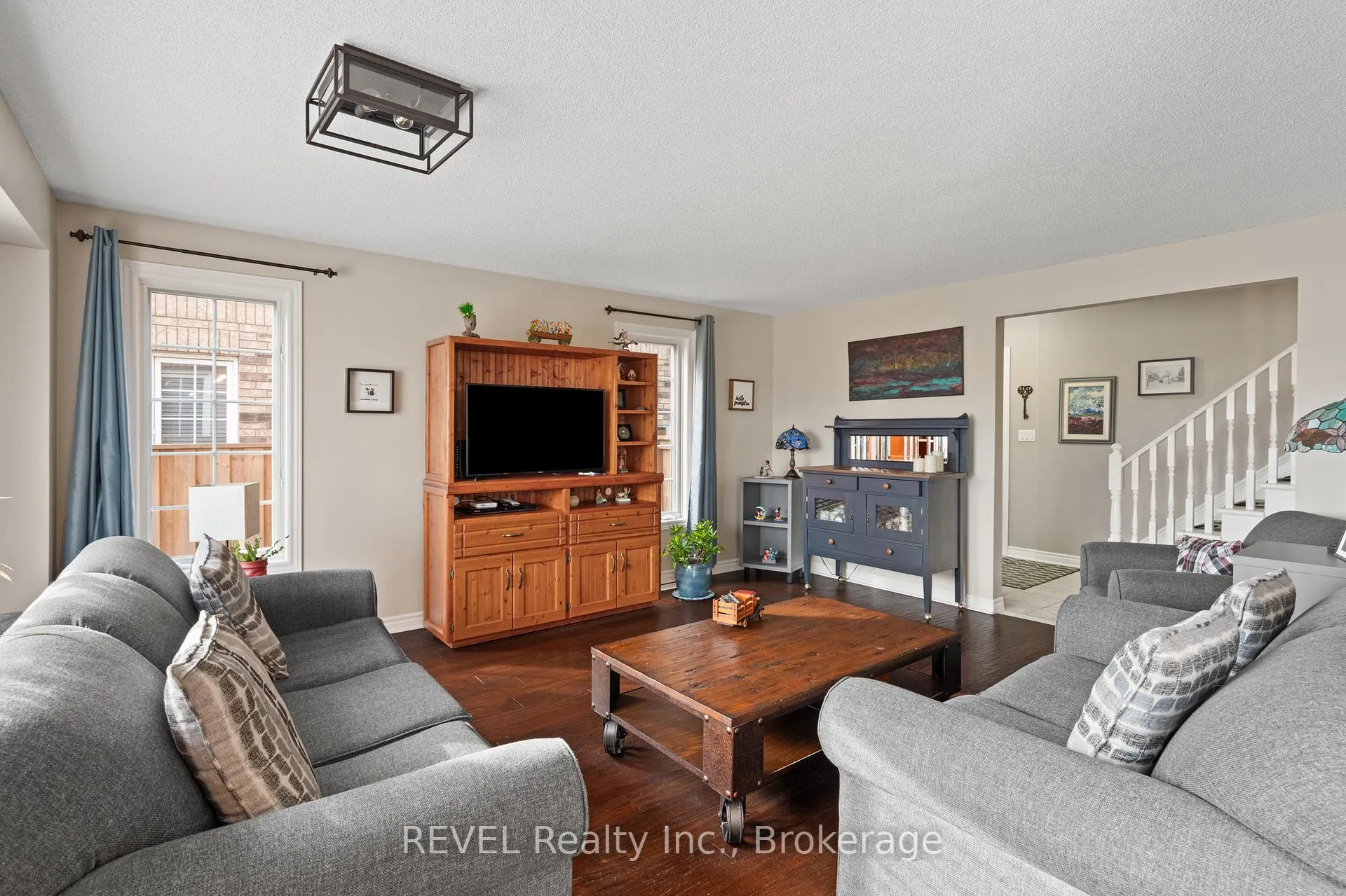 Photo 10 of 8a Brown Drive, St. Catharines, Rykert/Vansickle — HOMEH