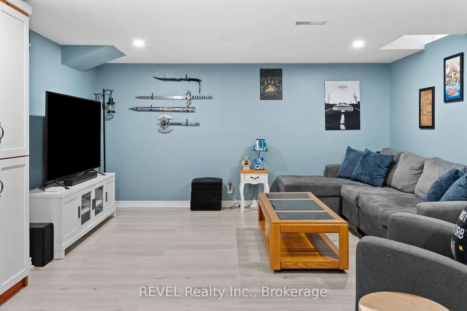 Photo 30 of 8a Brown Drive, St. Catharines, Rykert/Vansickle — HOMEH