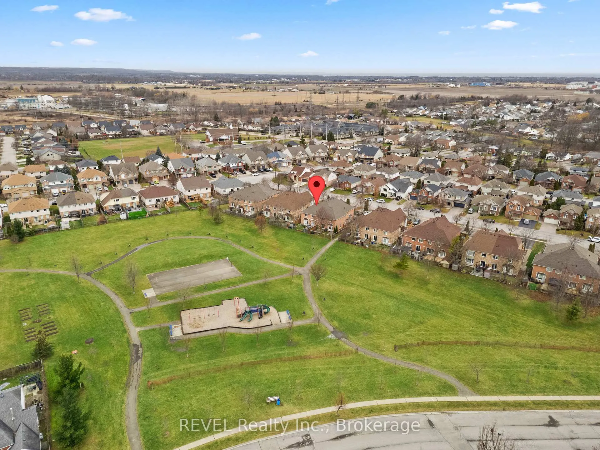Photo 41 of 8a Brown Drive, St. Catharines, Rykert/Vansickle — HOMEH