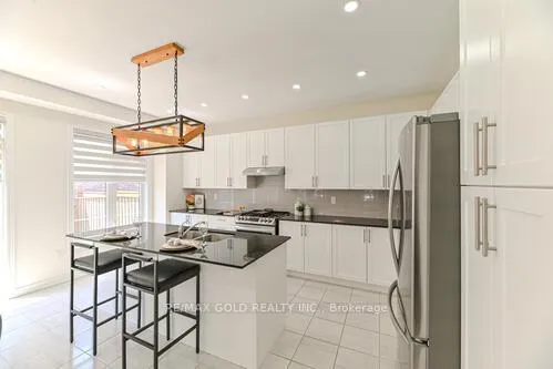 Photo 15 of 59 Cobriza Crescent, Brampton, Northwest Brampton — HOMEH