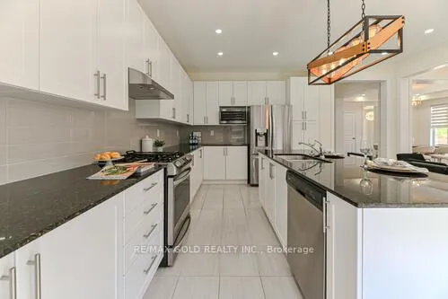 Photo 18 of 59 Cobriza Crescent, Brampton, Northwest Brampton — HOMEH