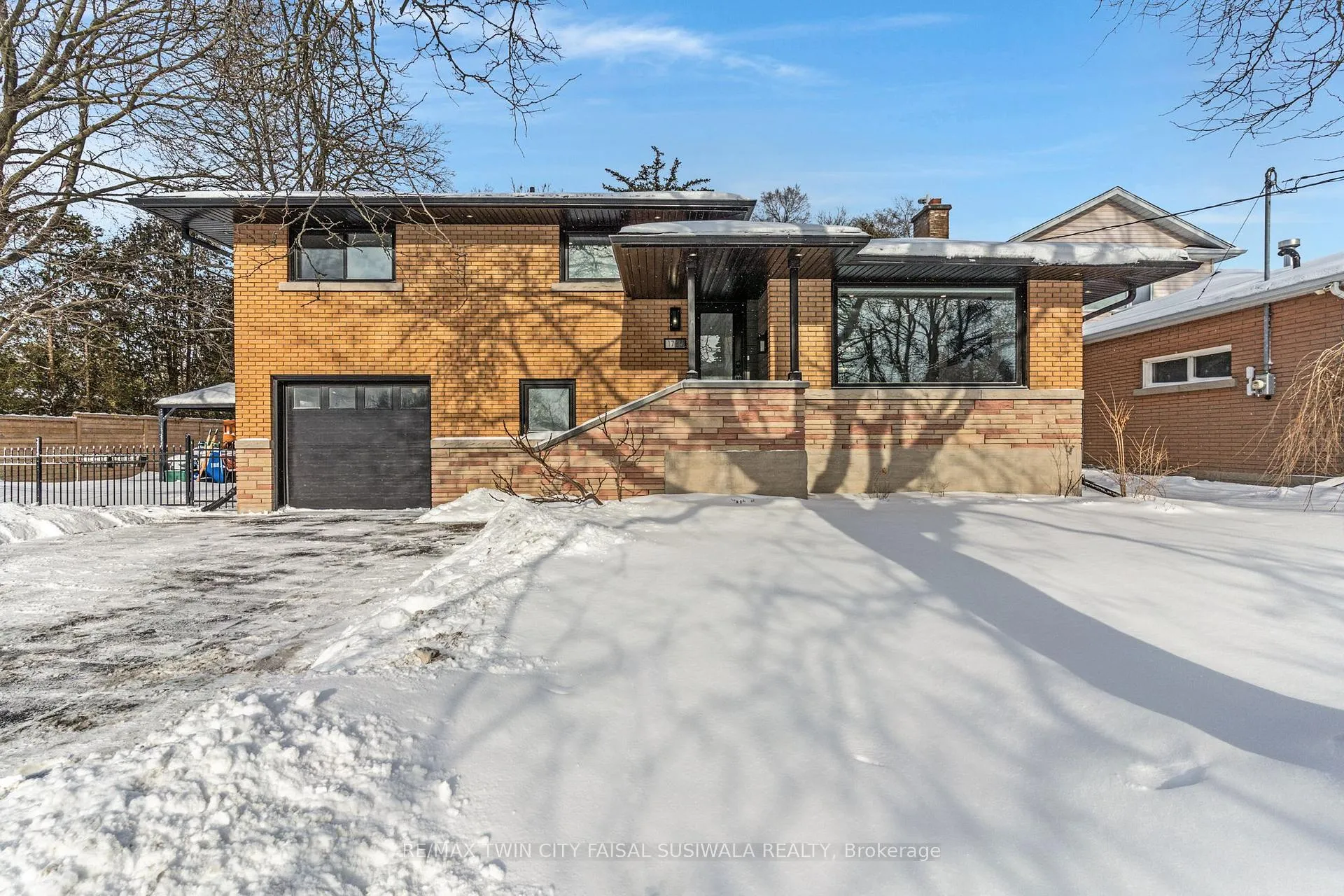 Photo 1 of 1735 Queenston Road, Cambridge, Preston Centre — HOMEH