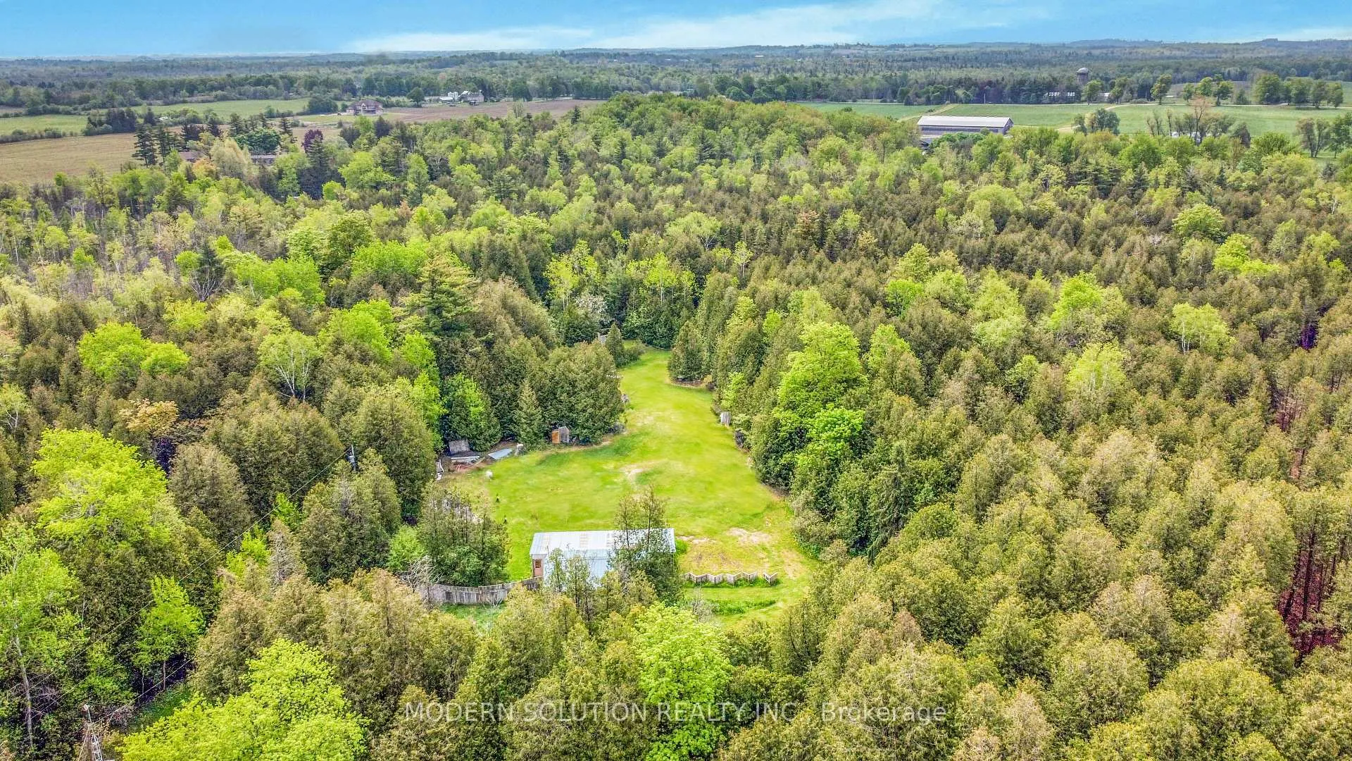 Photo 4 of 1260 Gore Road, Hamilton, Rural Flamborough — HOMEH