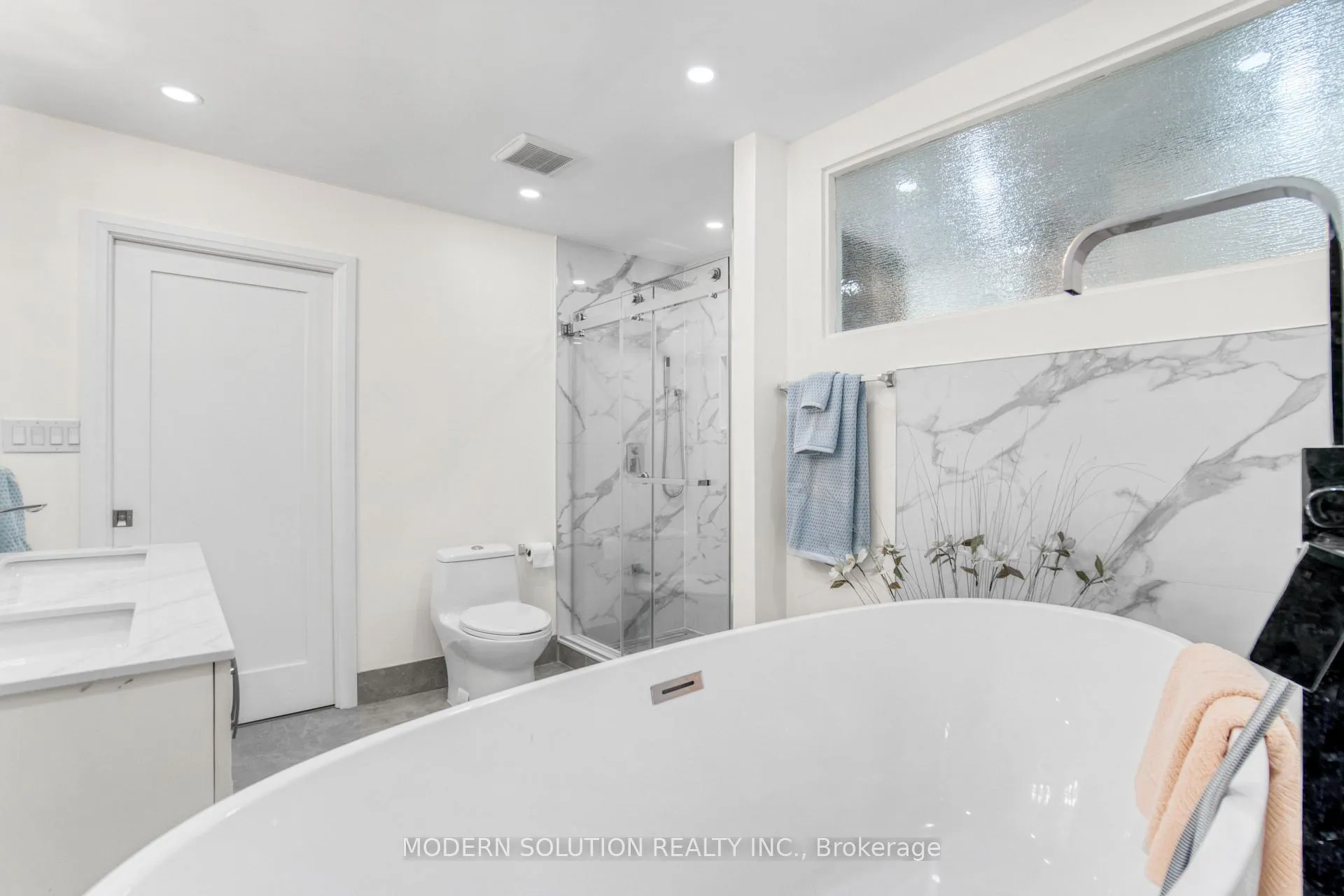 Photo 24 of 1260 Gore Road, Hamilton, Rural Flamborough — HOMEH