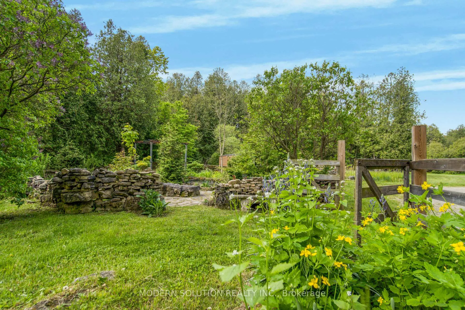 Photo 38 of 1260 Gore Road, Hamilton, Rural Flamborough — HOMEH