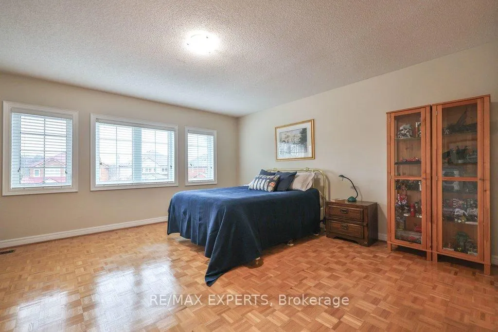 Photo 22 of 102 Vaughan Mills Road, Vaughan, Elder Mills — HOMEH