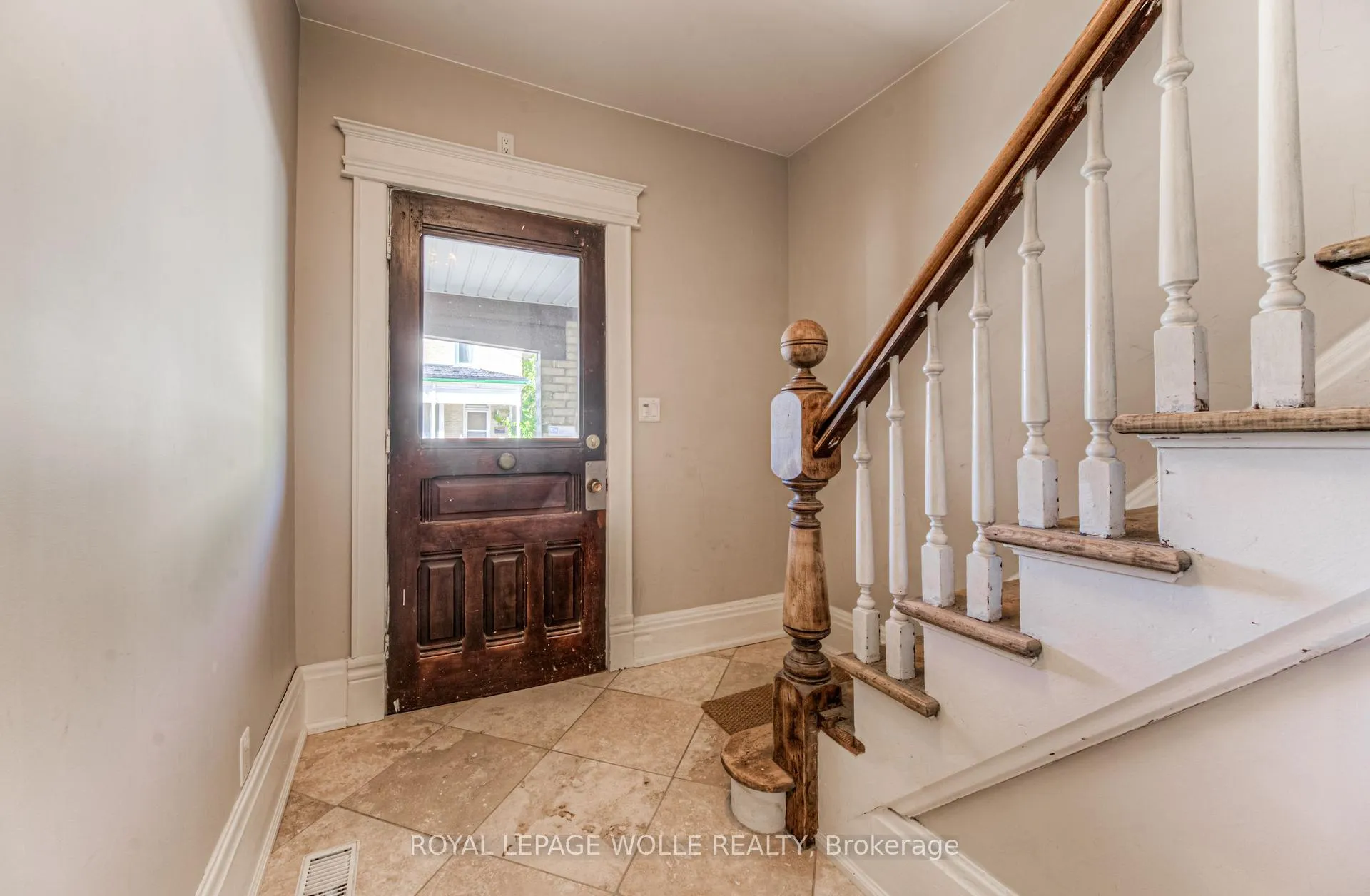Photo 7 of 45 Princess Street E, Waterloo — HOMEH
