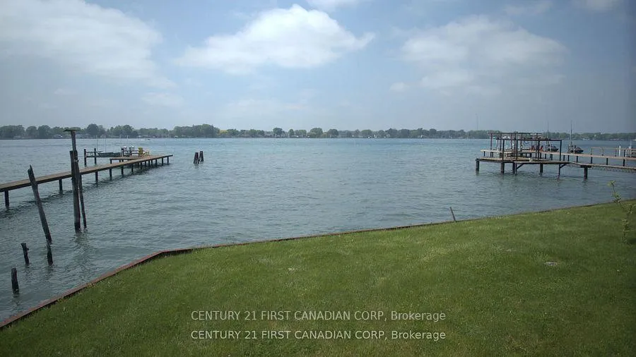 Photo 18 of 3875 St Clair Parkway, St. Clair — HOMEH