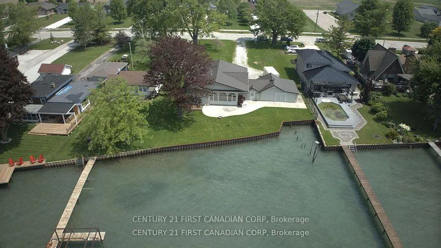 Photo 20 of 3875 St Clair Parkway, St. Clair — HOMEH