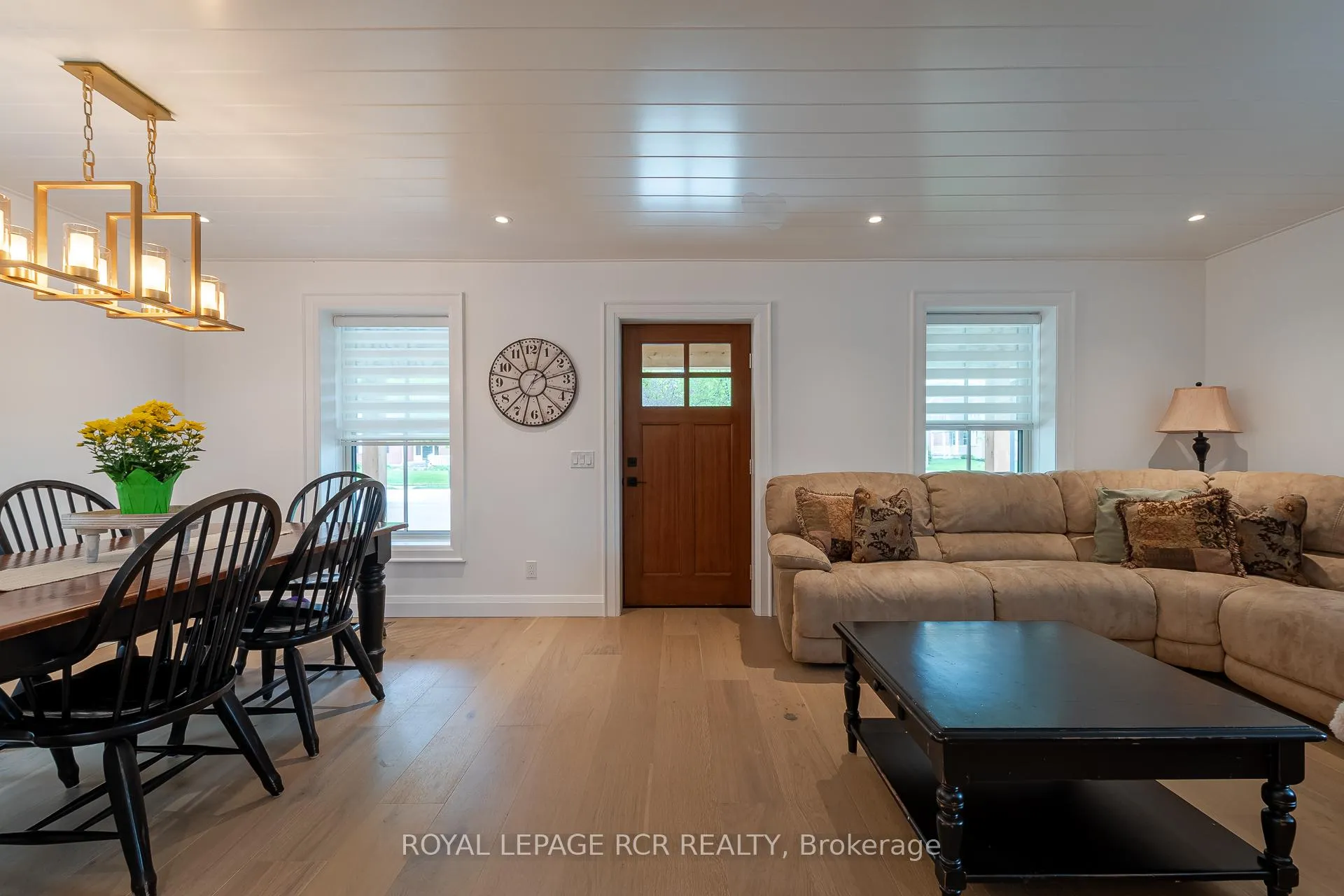 Photo 4 of 37 Wellington Street E, Clearview, Creemore — HOMEH
