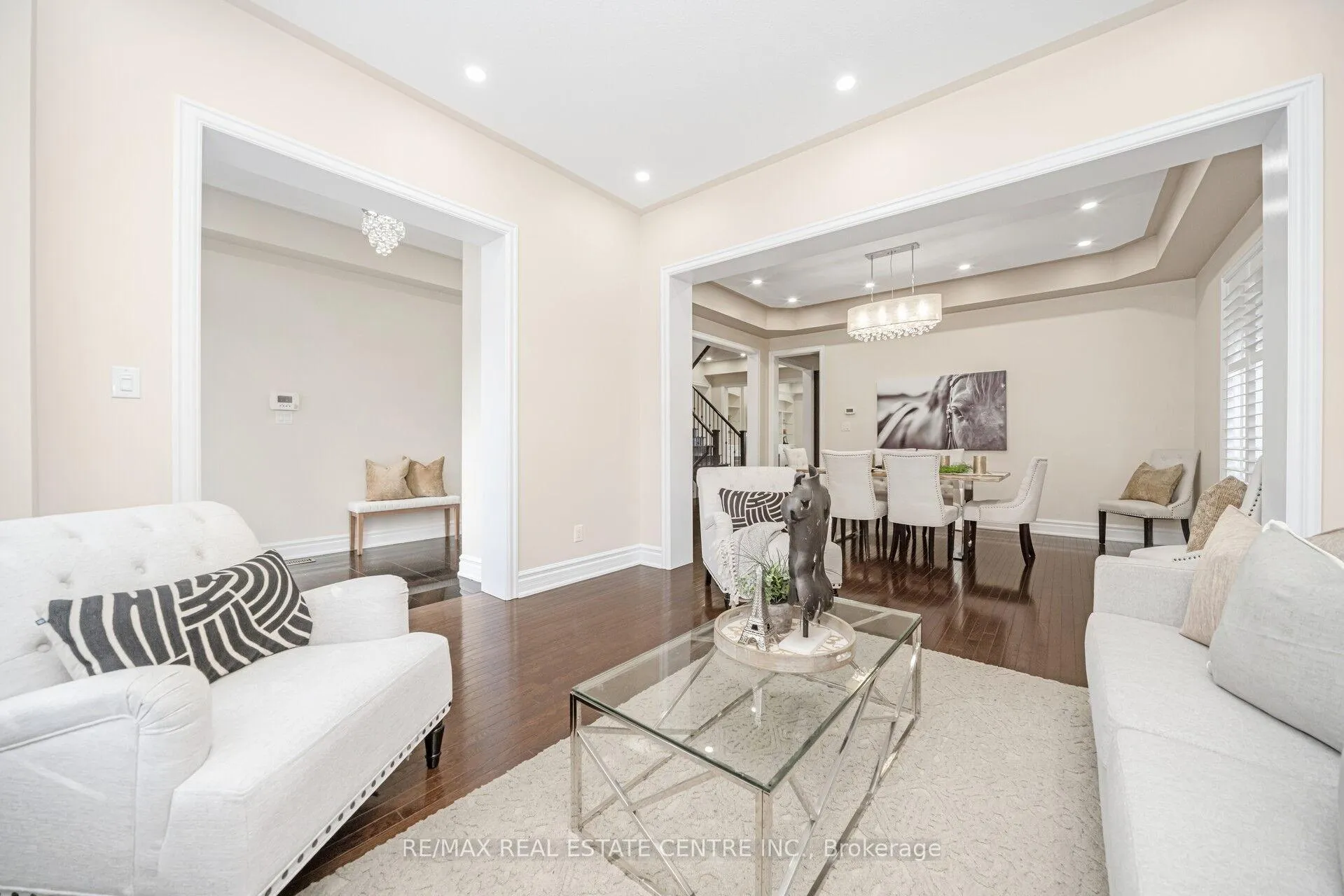 Photo 7 of 15 Interlacken Drive, Brampton, Credit Valley — HOMEH