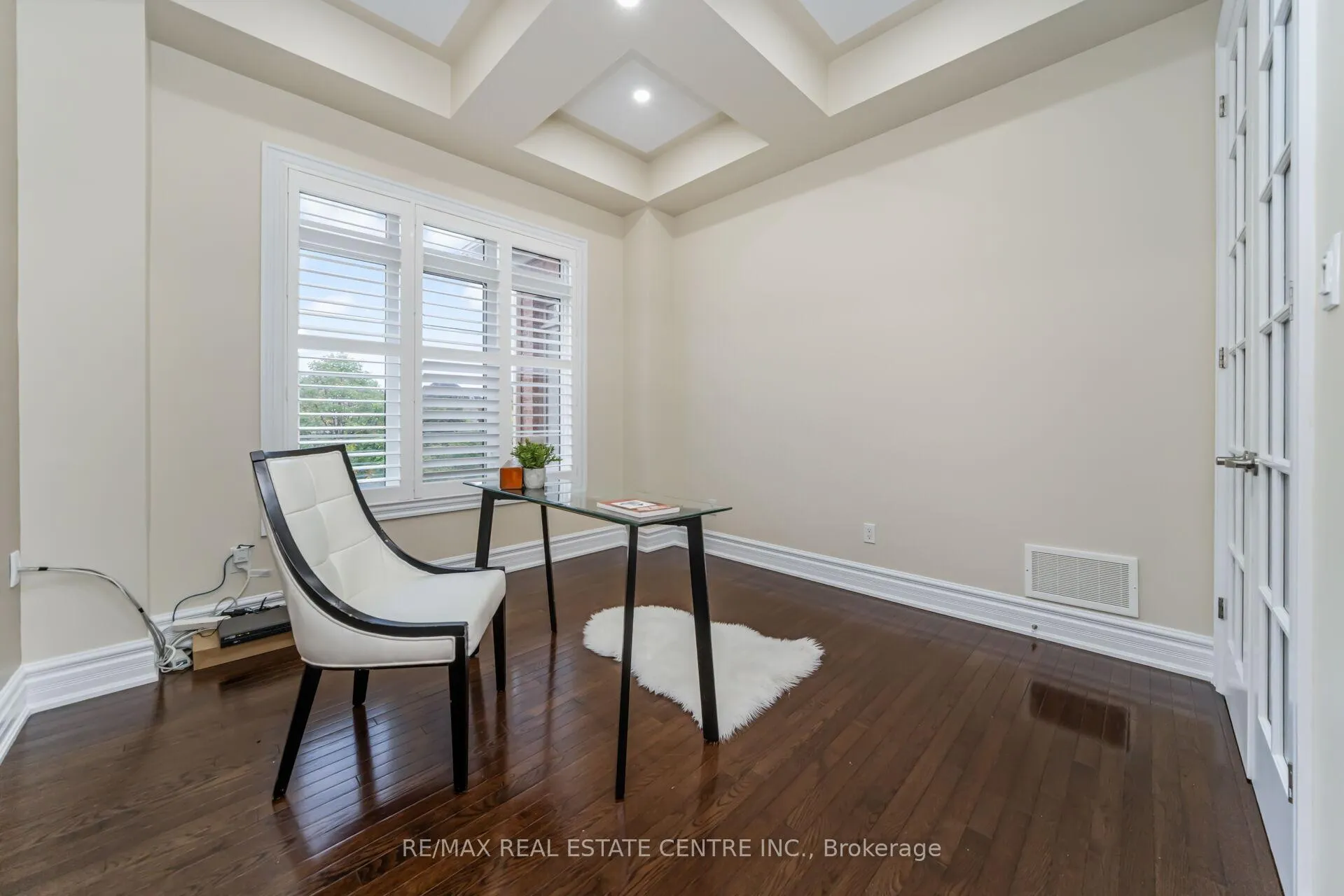 Photo 19 of 15 Interlacken Drive, Brampton, Credit Valley — HOMEH