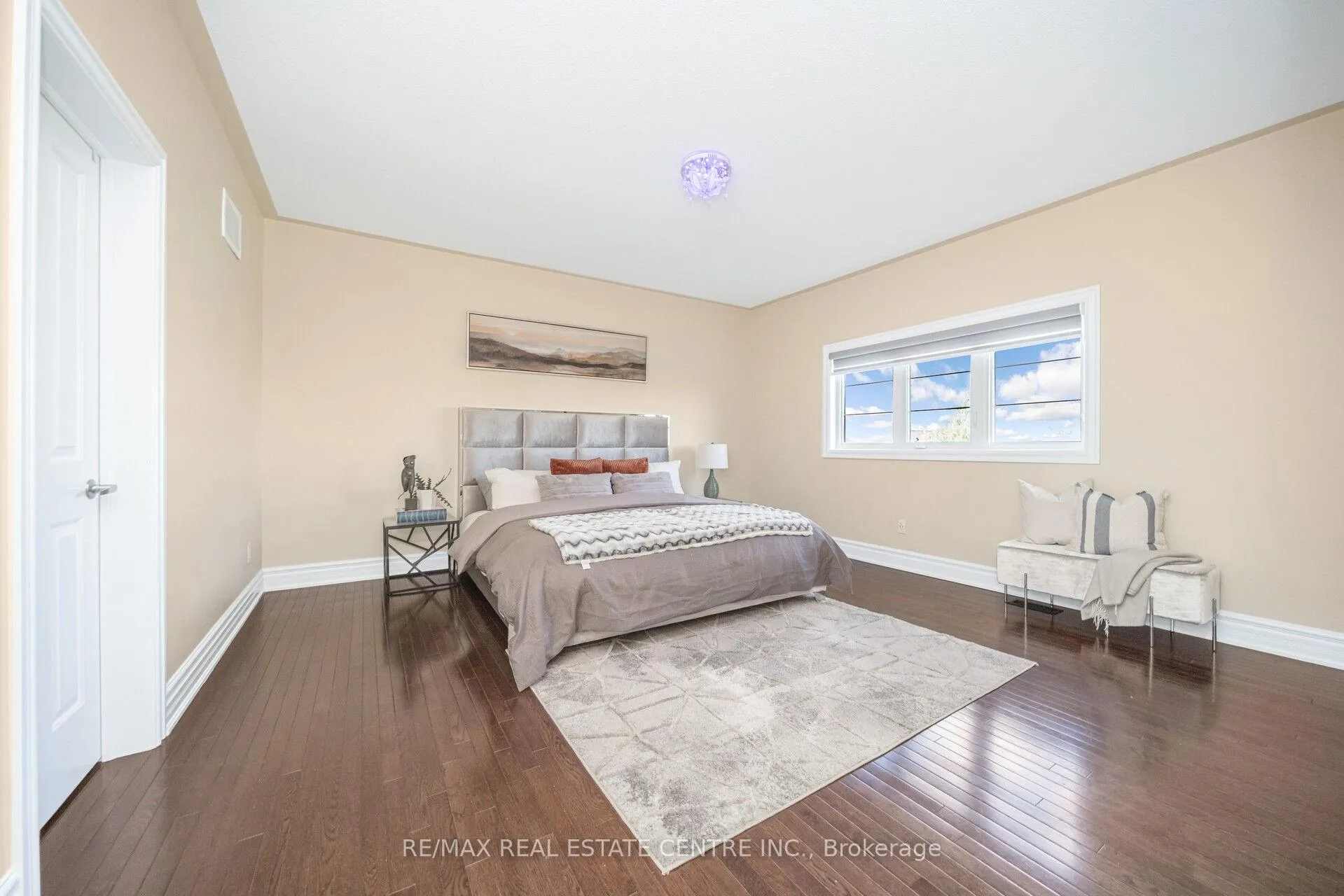 Photo 24 of 15 Interlacken Drive, Brampton, Credit Valley — HOMEH