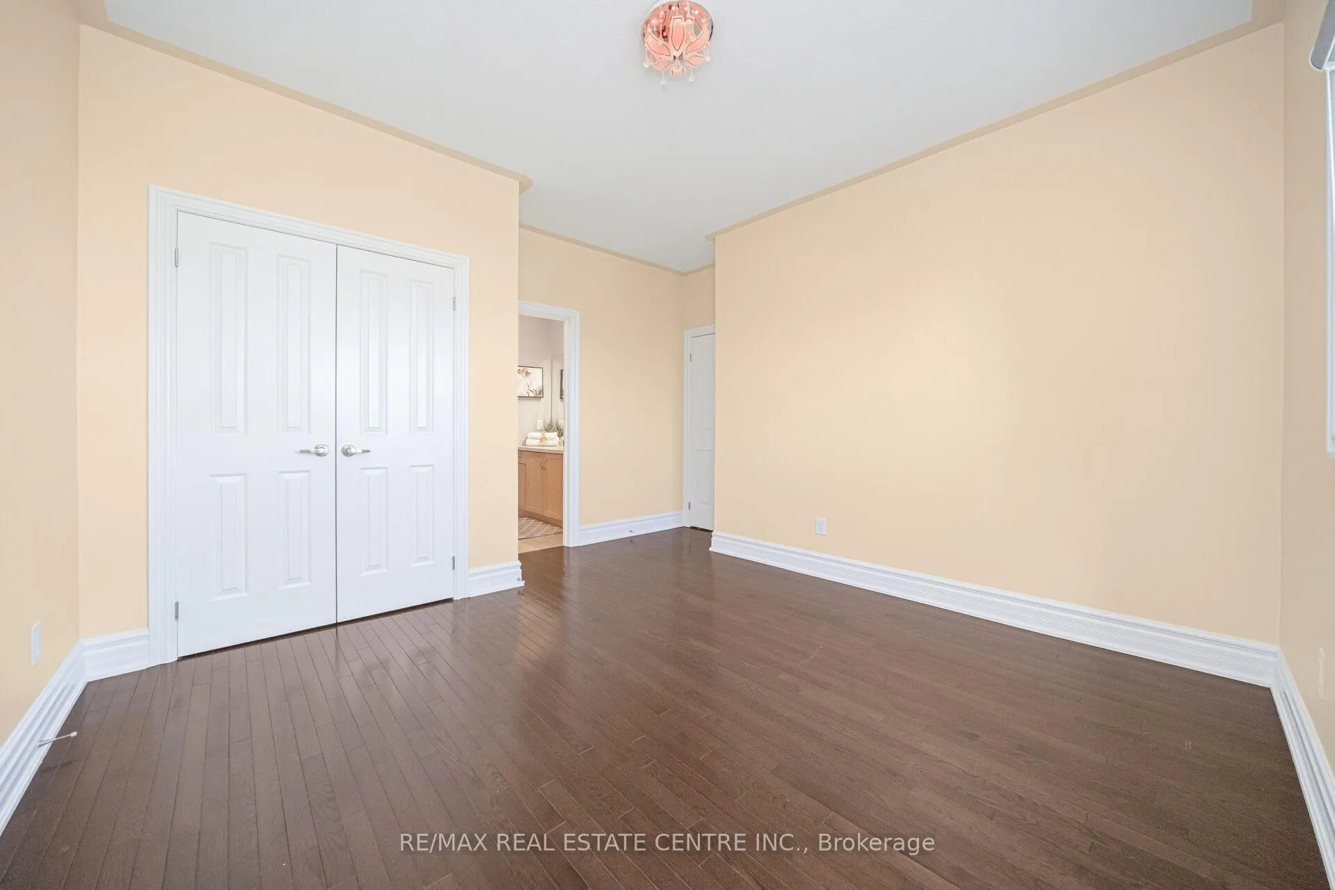 Photo 28 of 15 Interlacken Drive, Brampton, Credit Valley — HOMEH