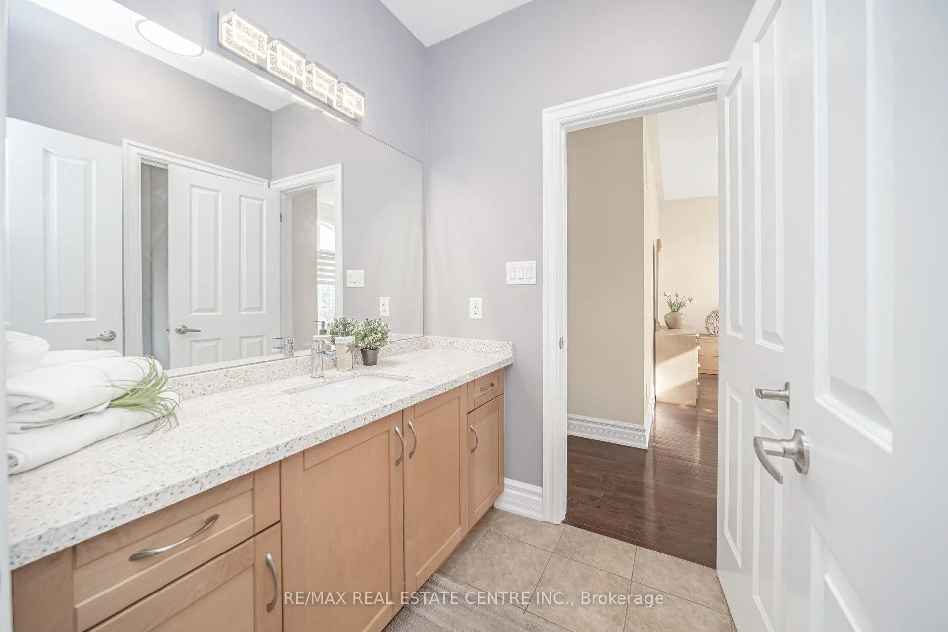Photo 34 of 15 Interlacken Drive, Brampton, Credit Valley — HOMEH