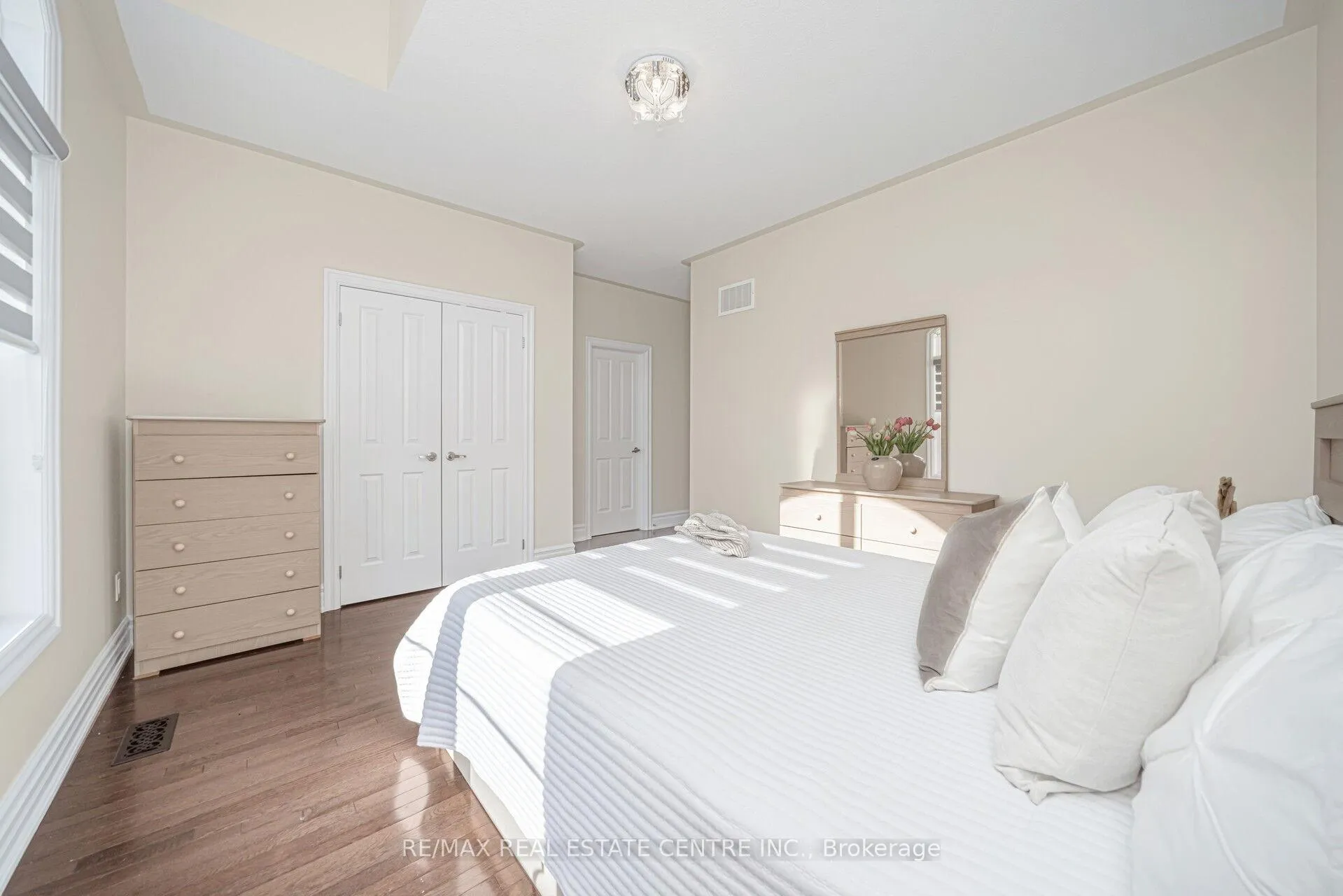 Photo 37 of 15 Interlacken Drive, Brampton, Credit Valley — HOMEH