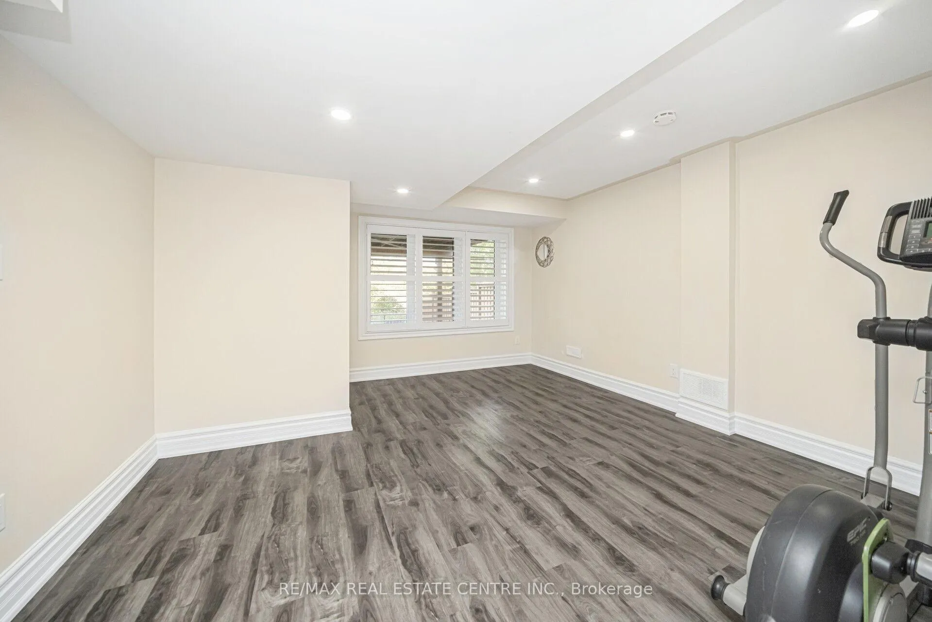 Photo 43 of 15 Interlacken Drive, Brampton, Credit Valley — HOMEH