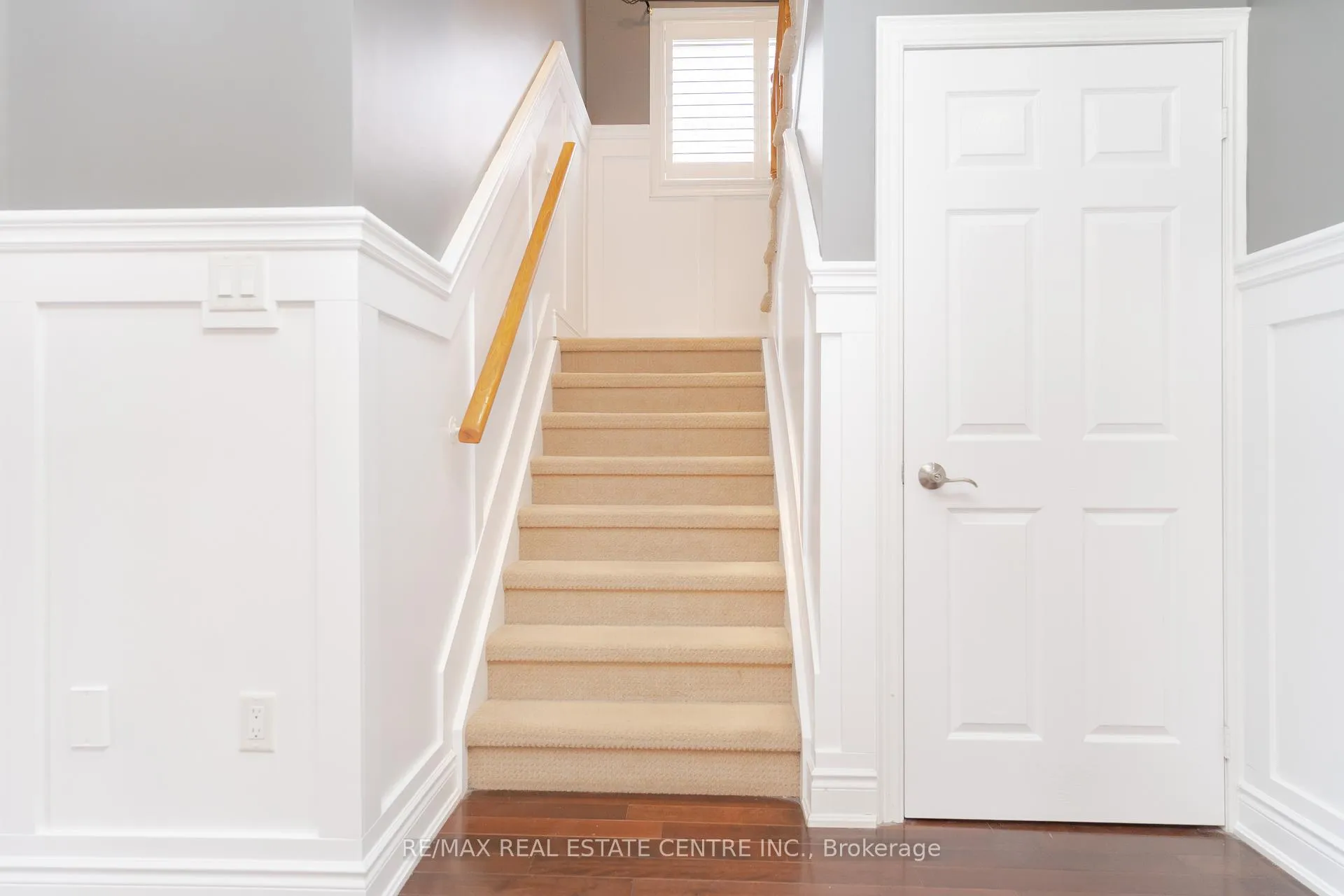 Photo 19 of 84 Monarchy Street, Barrie, Innis-Shore — HOMEH