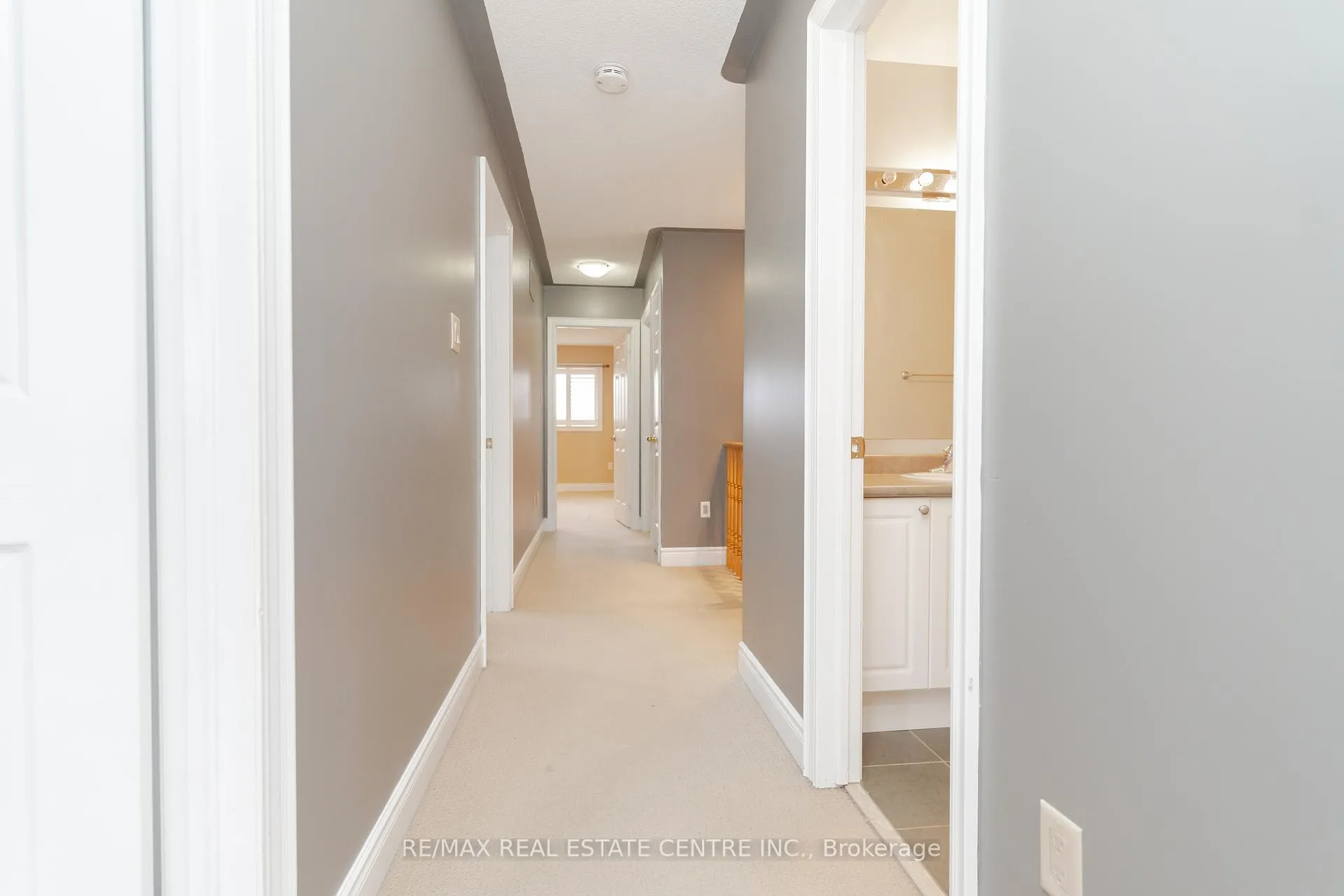 Photo 20 of 84 Monarchy Street, Barrie, Innis-Shore — HOMEH