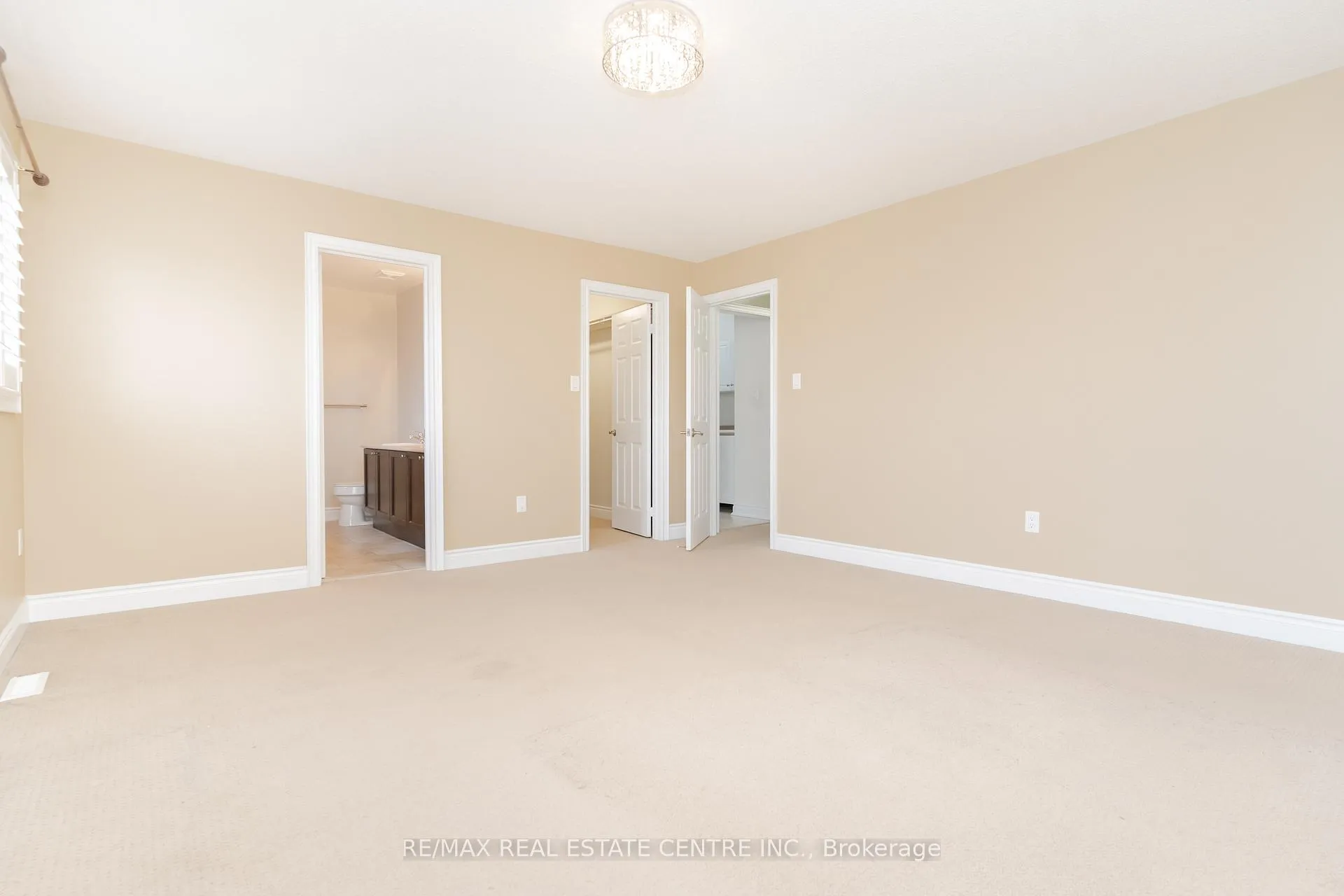 Photo 22 of 84 Monarchy Street, Barrie, Innis-Shore — HOMEH
