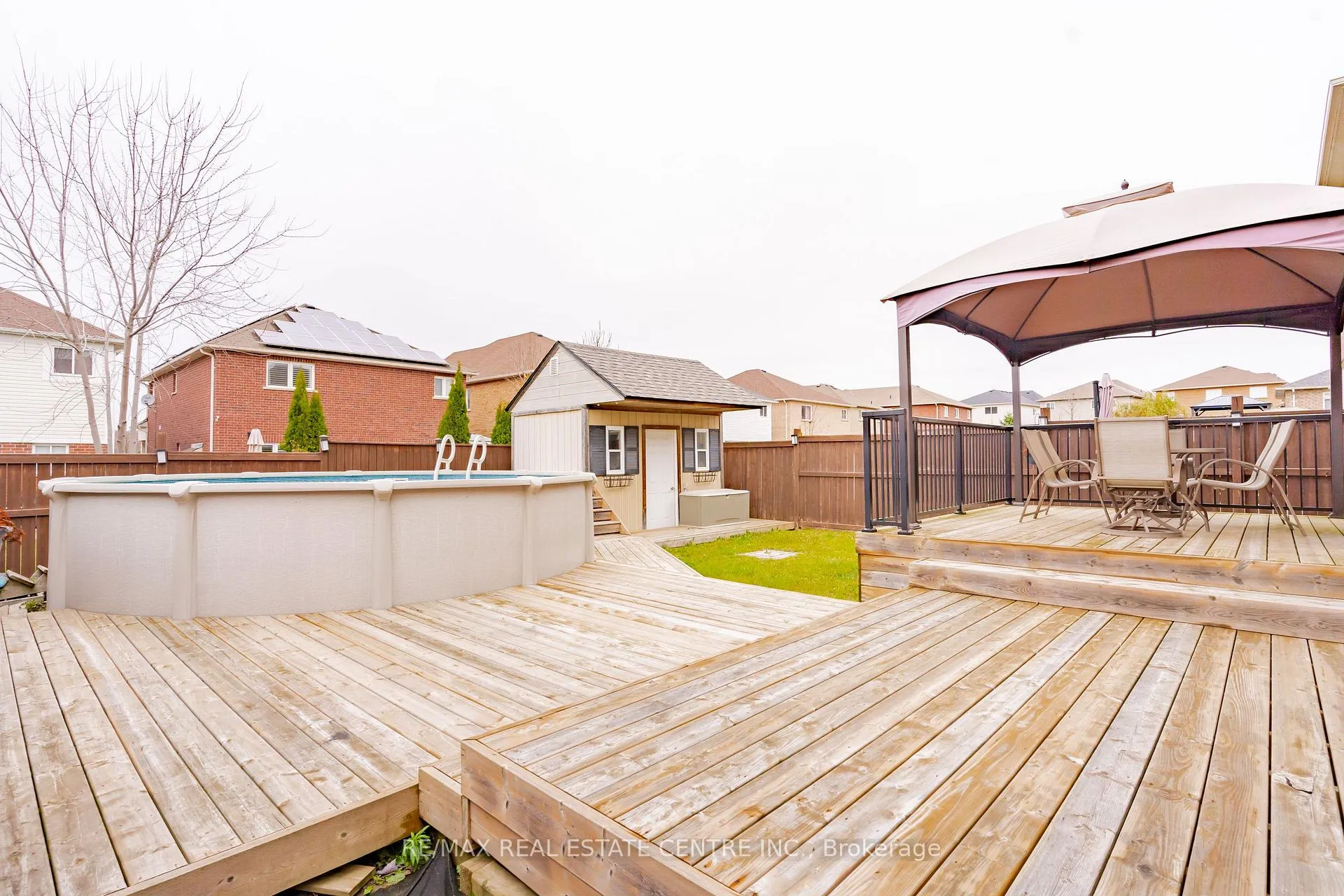 Photo 36 of 84 Monarchy Street, Barrie, Innis-Shore — HOMEH