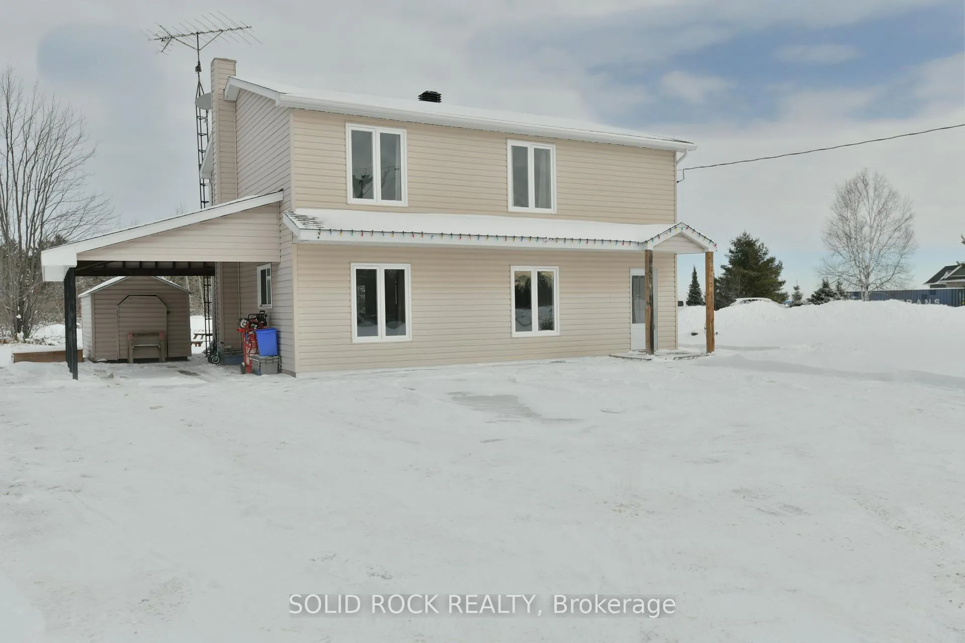 Front of 700 Storyland Road