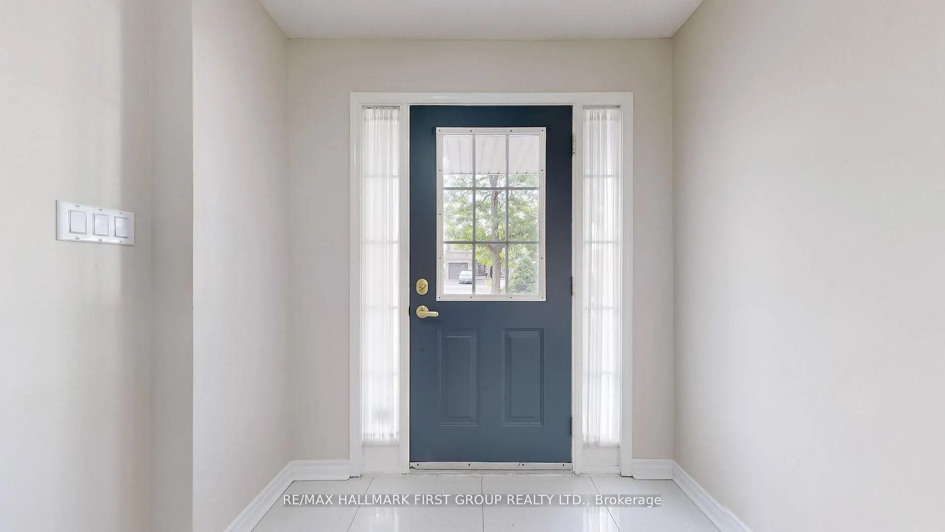 Photo 5 of 1552 Avonmore Square, Pickering, Town Centre — HOMEH