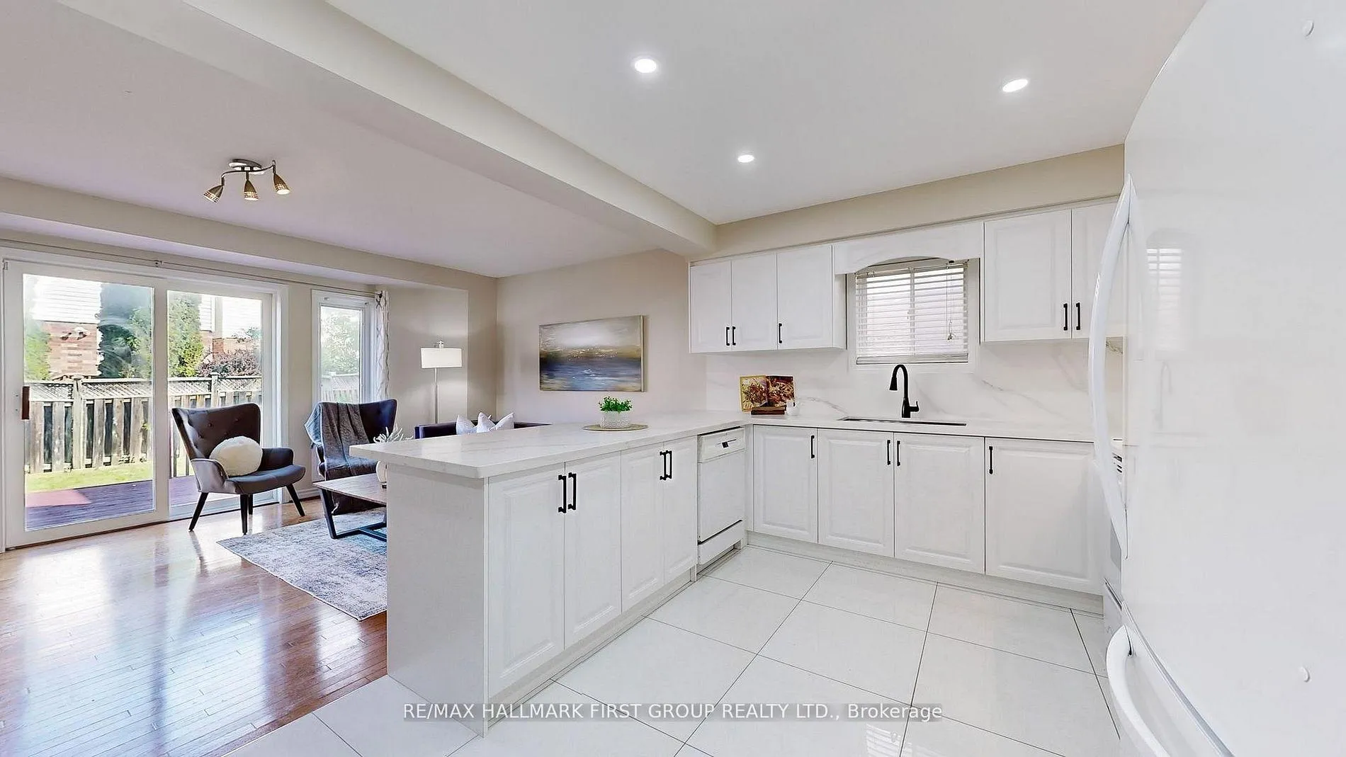 Photo 13 of 1552 Avonmore Square, Pickering, Town Centre — HOMEH
