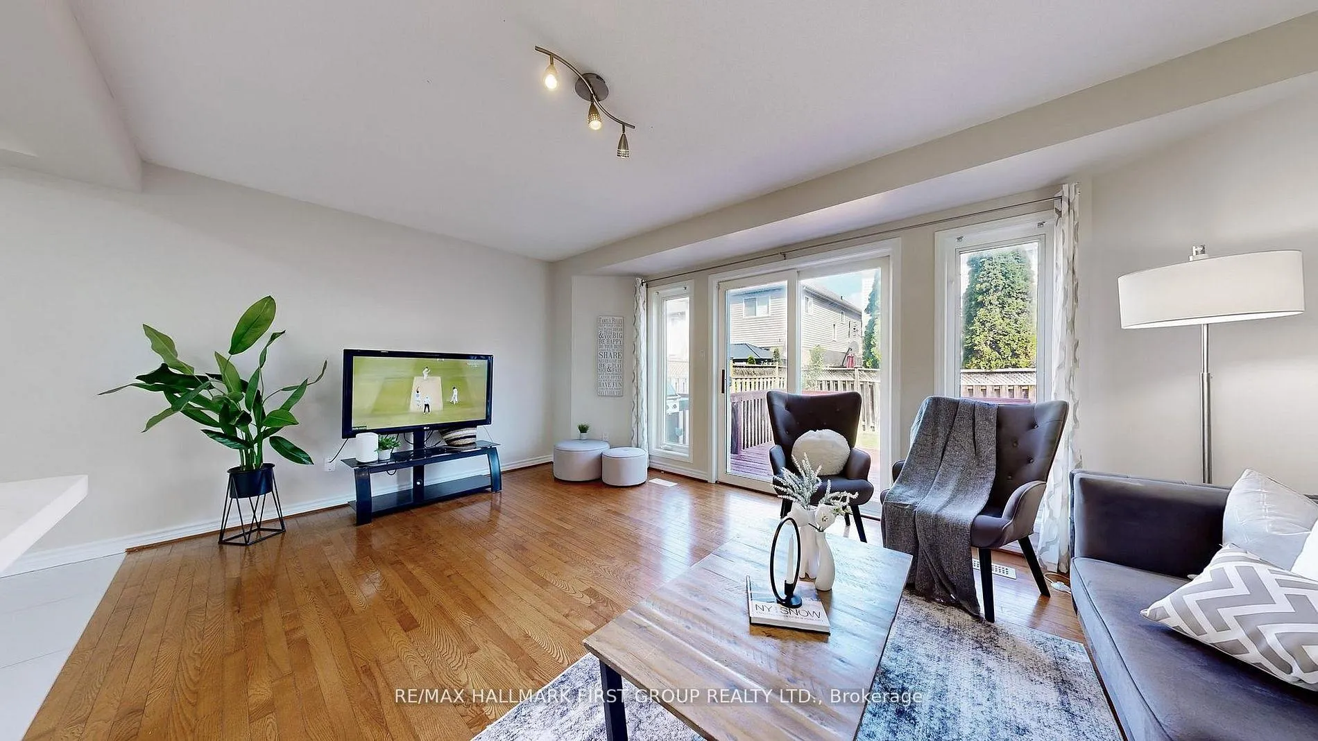 Photo 19 of 1552 Avonmore Square, Pickering, Town Centre — HOMEH